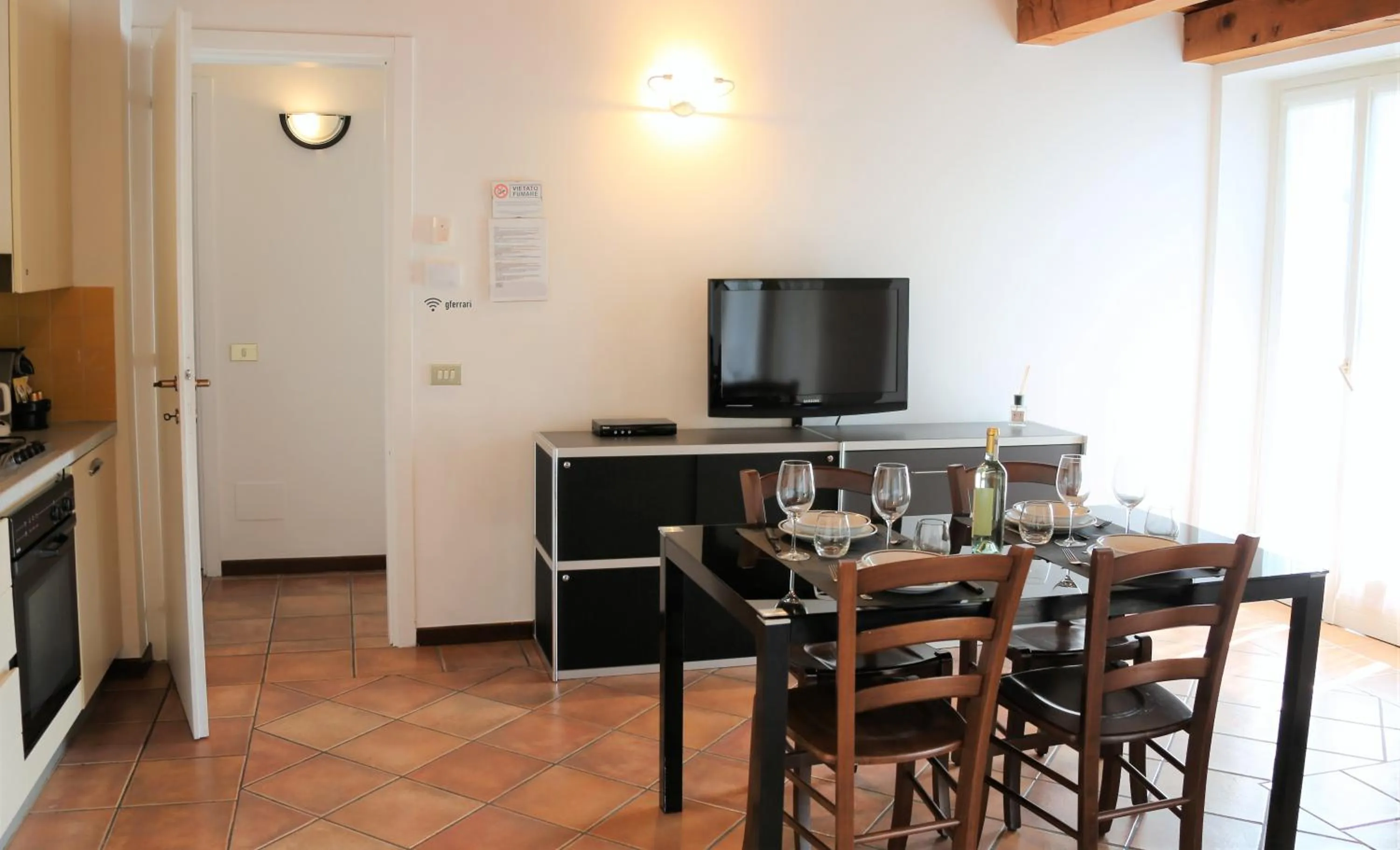 TV and multimedia in Appartamenti Ferrari Residence