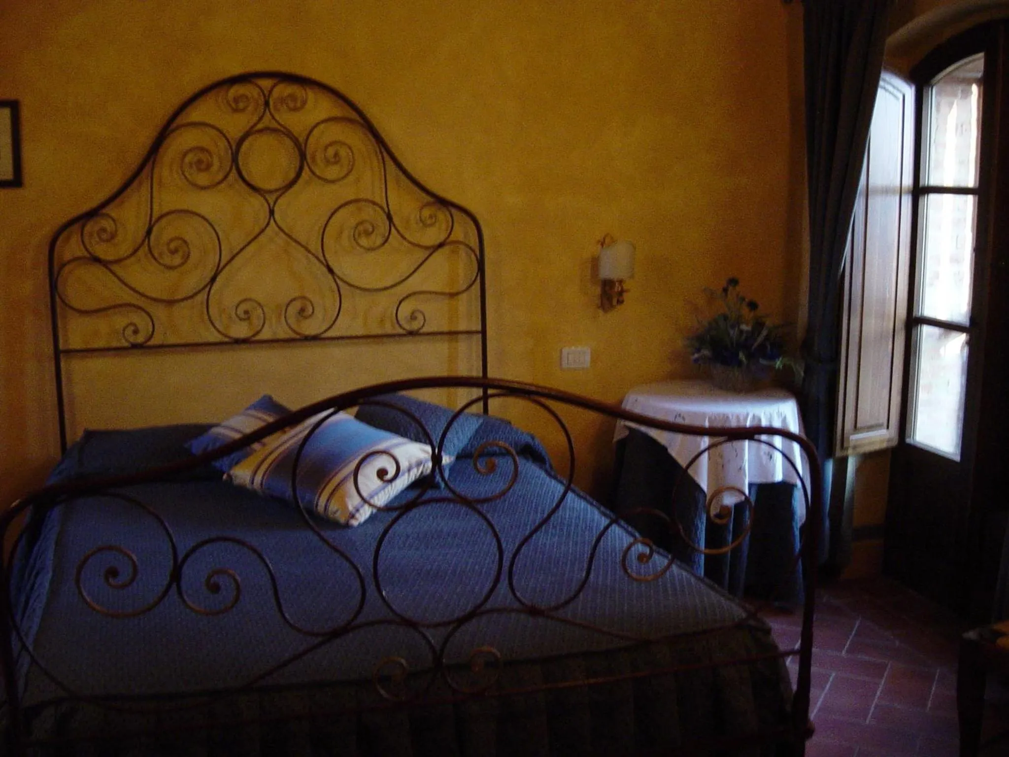 Decorative detail, Bed in Agriturismo Il Macchione