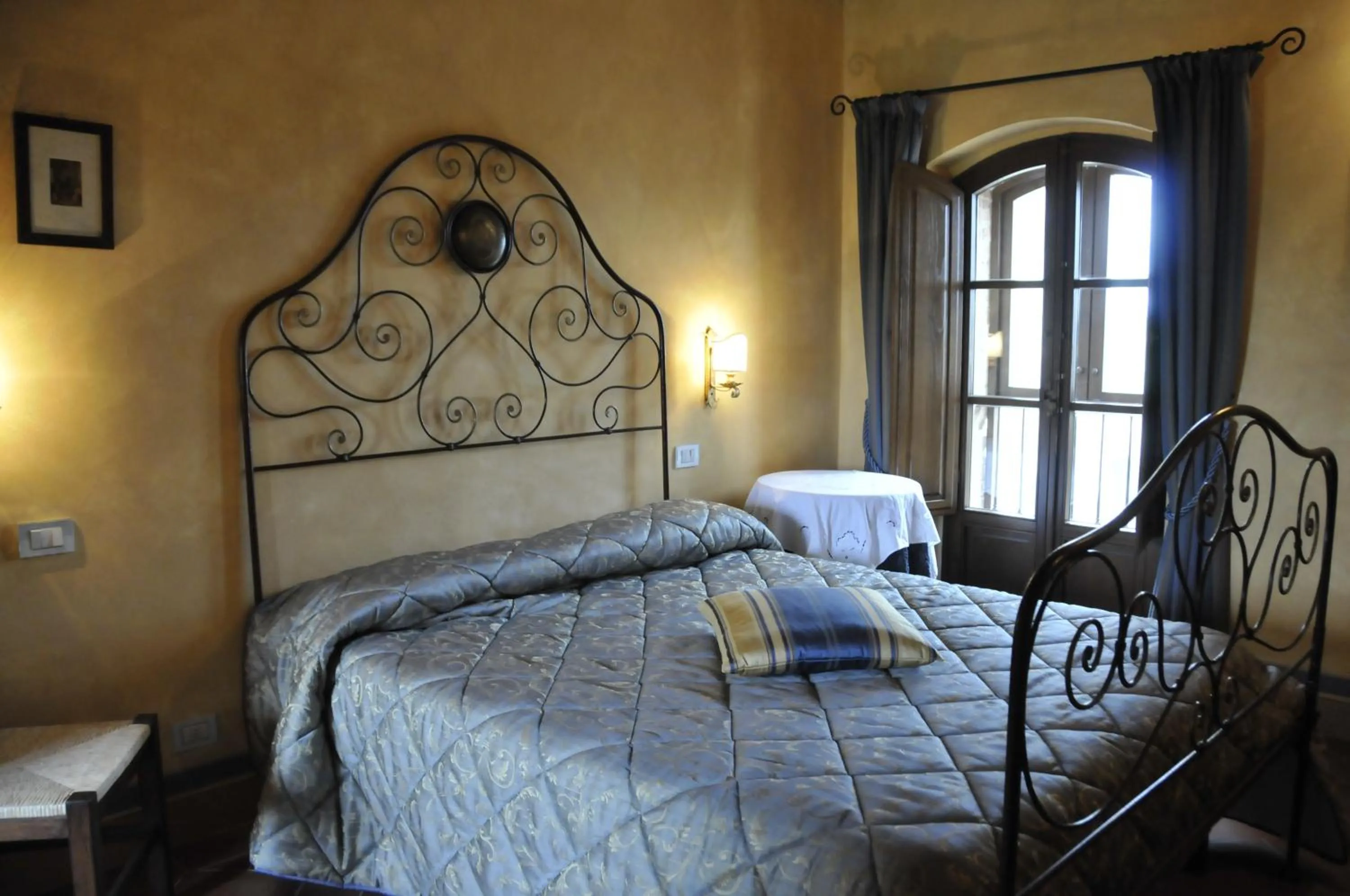 Bedroom, Bed in Agriturismo Il Macchione