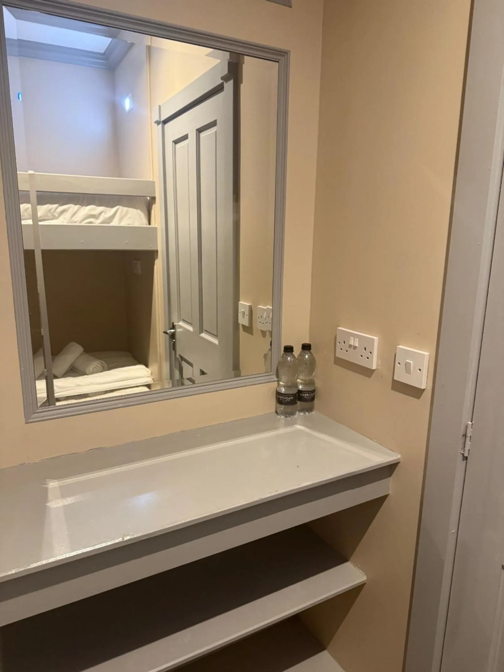 Bedroom in Central Station Hotel Liverpool