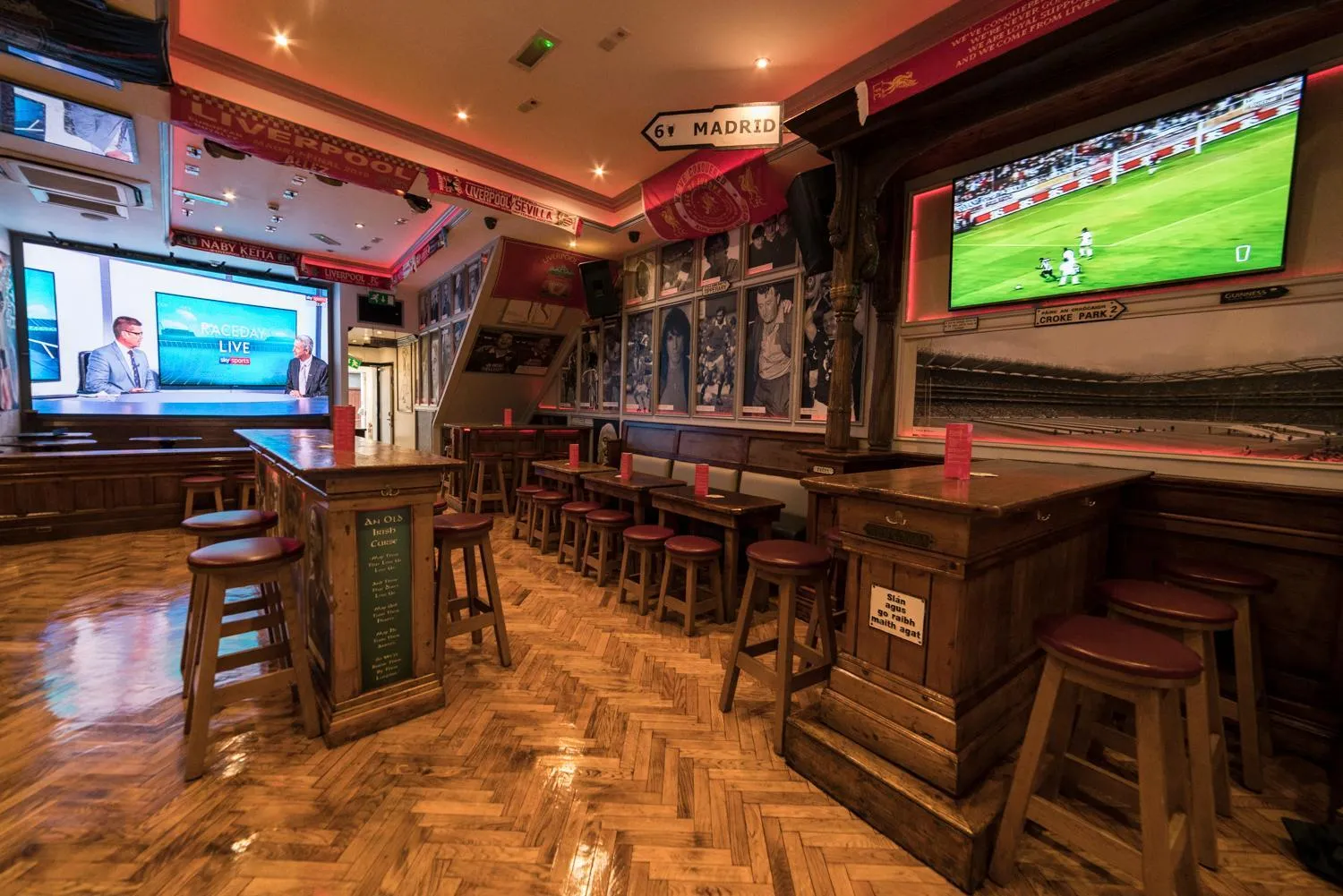 Lounge or bar in Central Station Hotel Liverpool