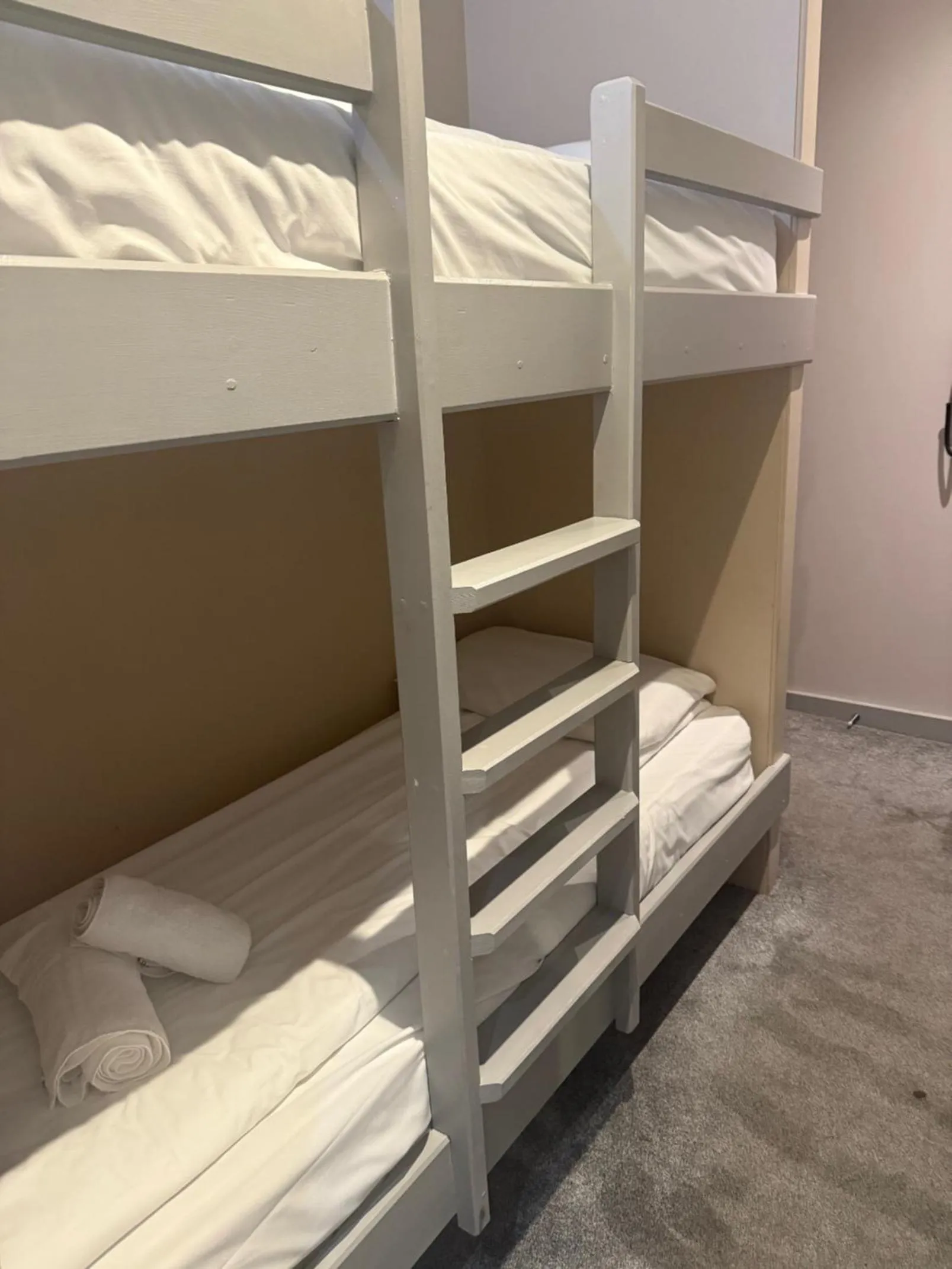 bunk bed, Bed in Central Station Hotel Liverpool