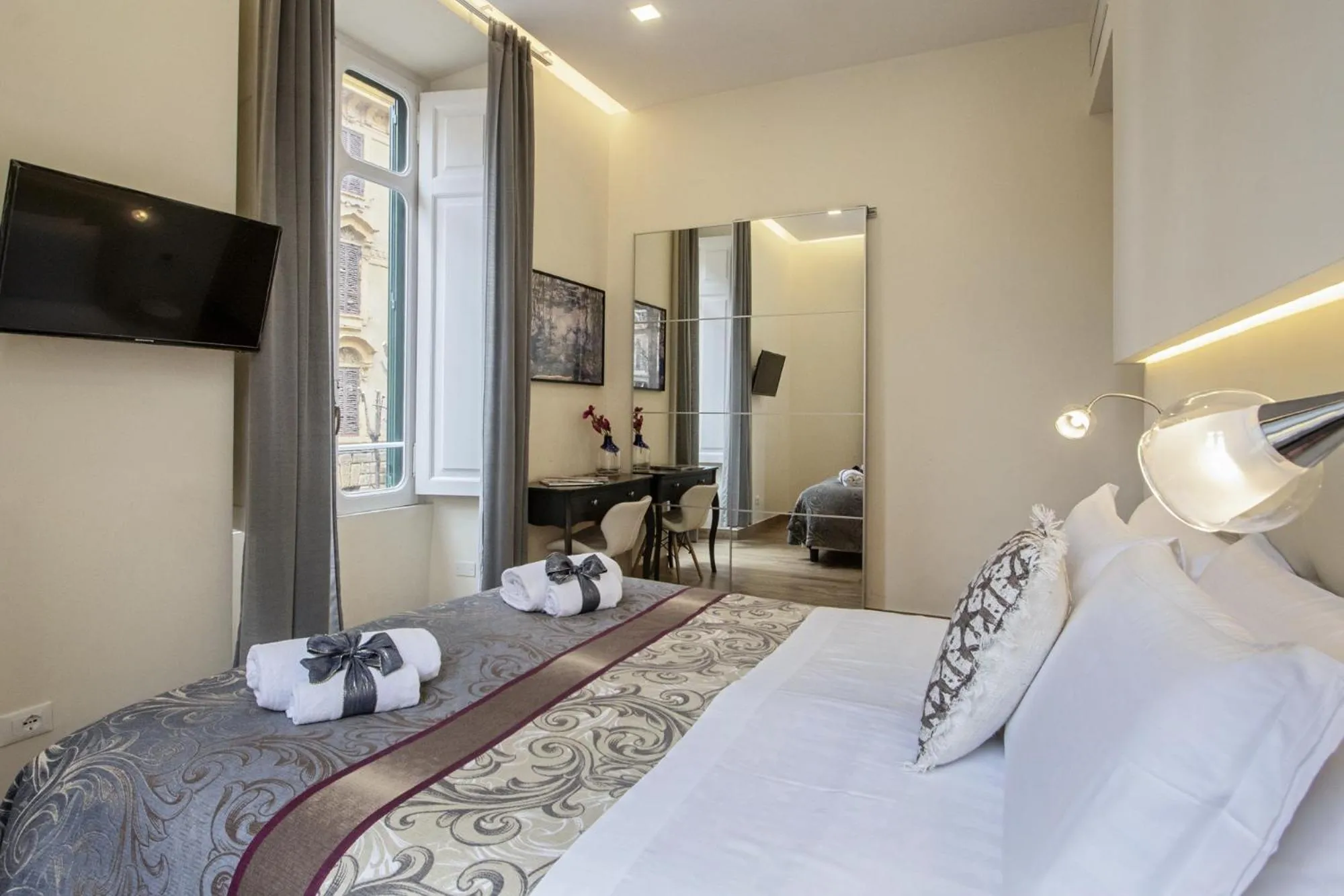 Bedroom, Bed in Quiriti Vatican Relais