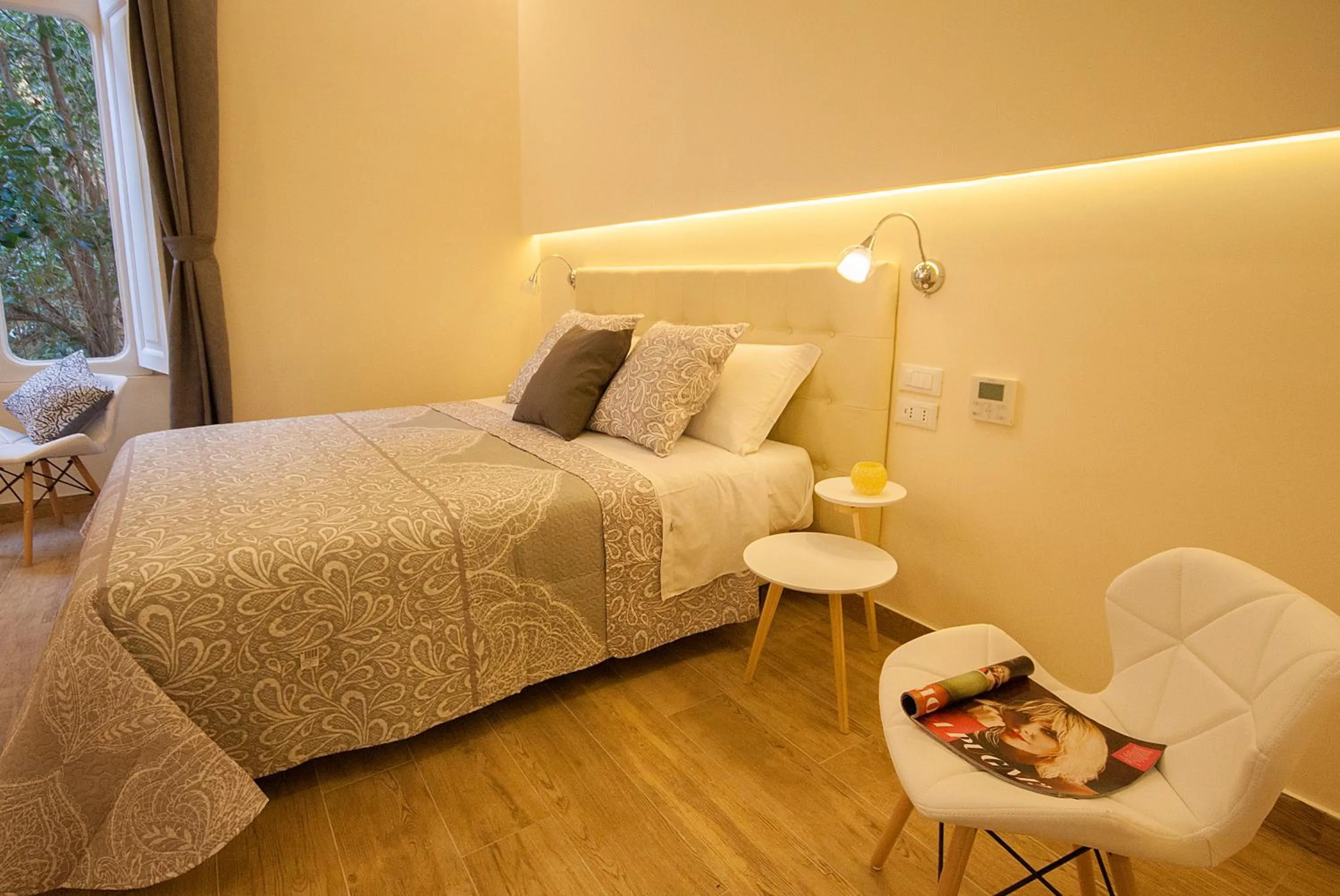 Bed in Quiriti Vatican Relais