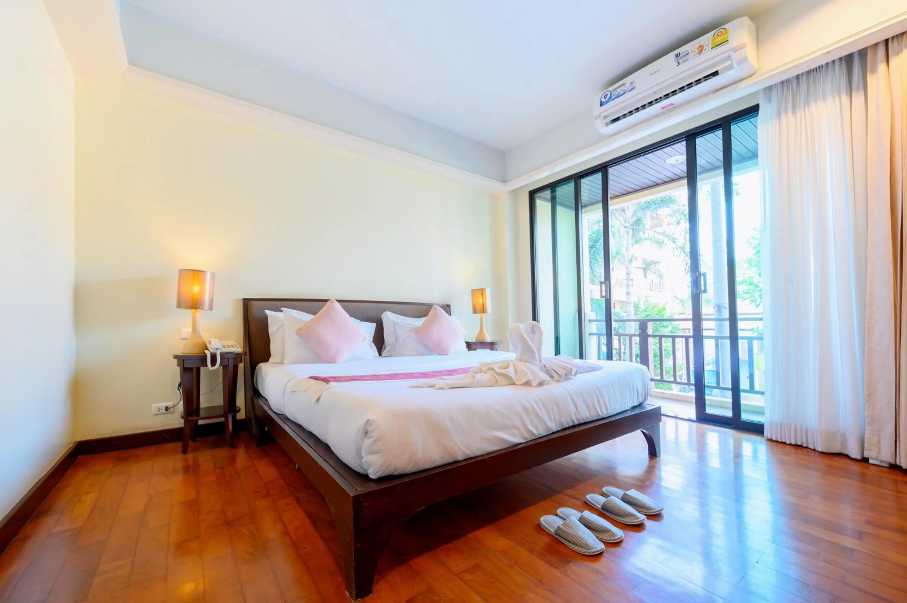 Bed in Le Casa Bangsaen