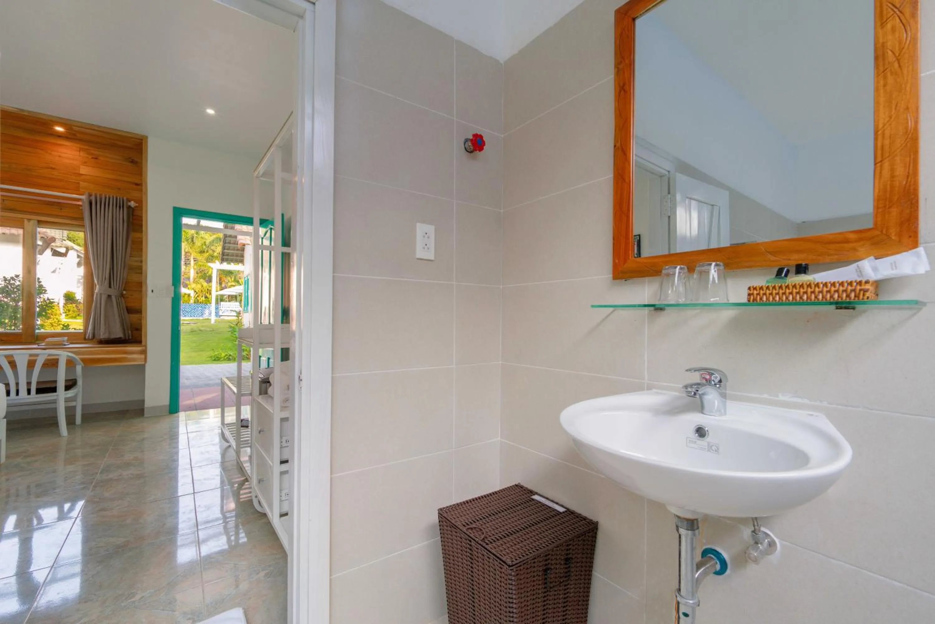 Bathroom in Philip Bungalow
