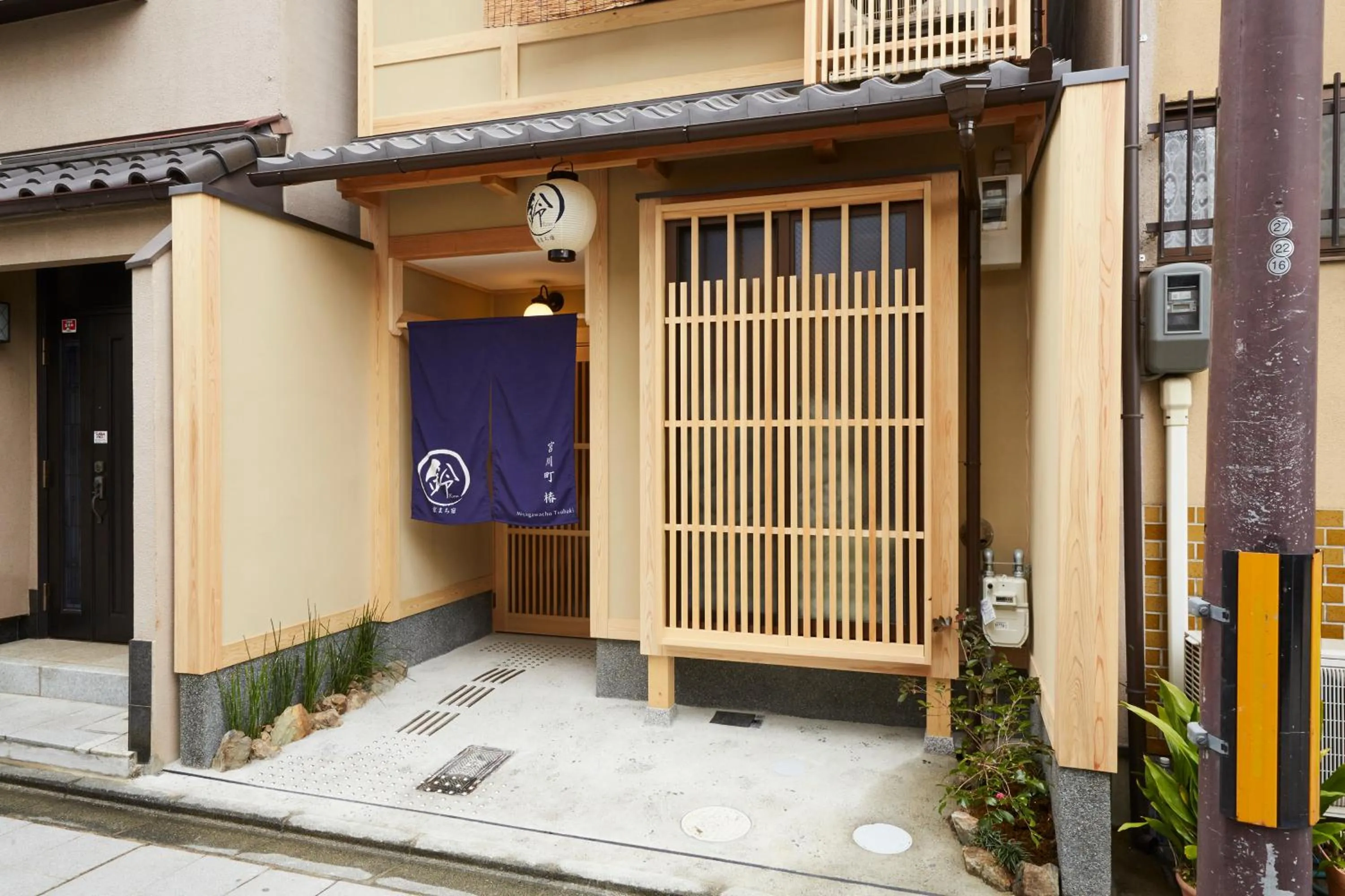 Facade/entrance in Rinn Miyagawacho Tsubaki