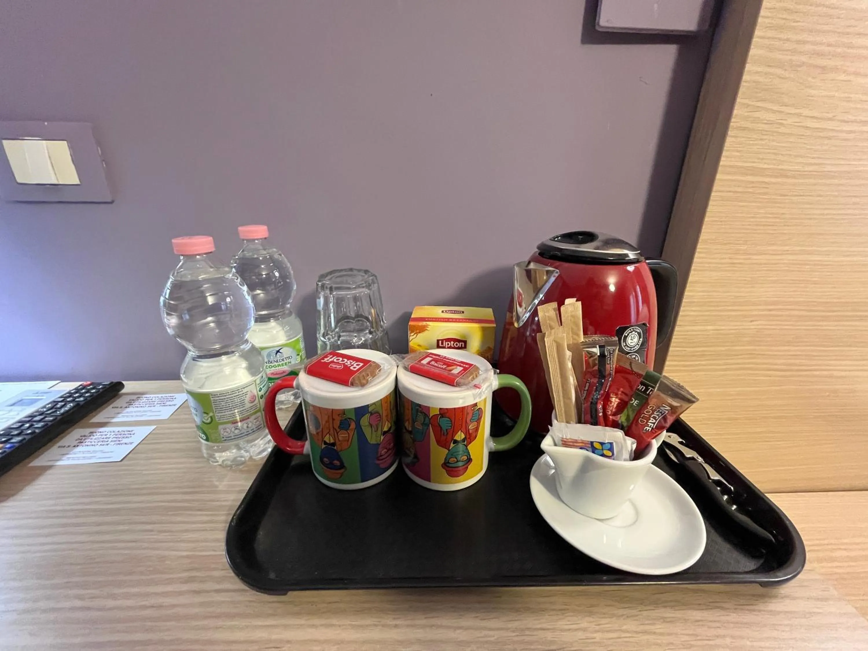 Coffee/tea facilities in BOBOTEL ROOMS City Center