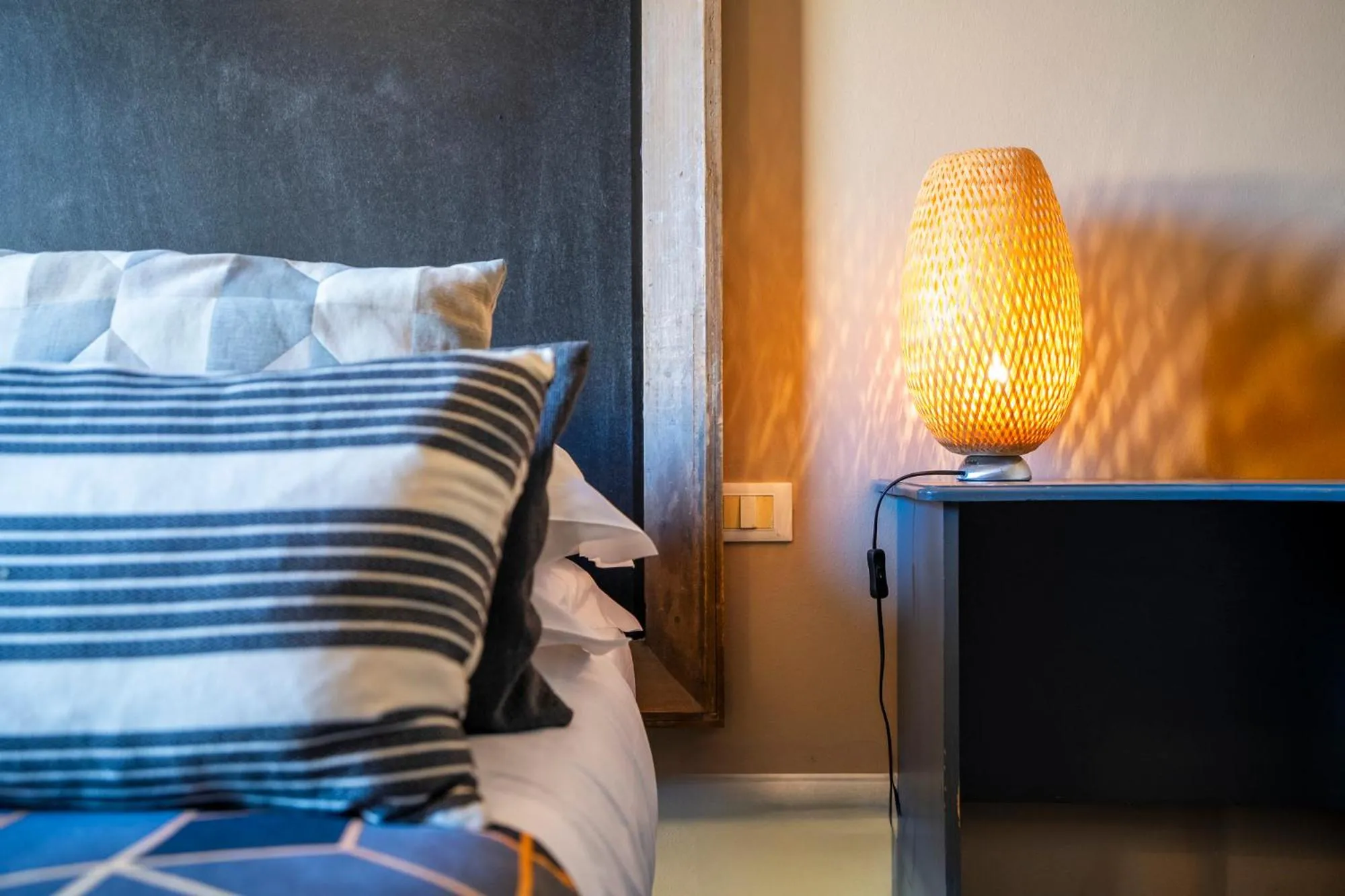 Bed in BOBOTEL ROOMS City Center