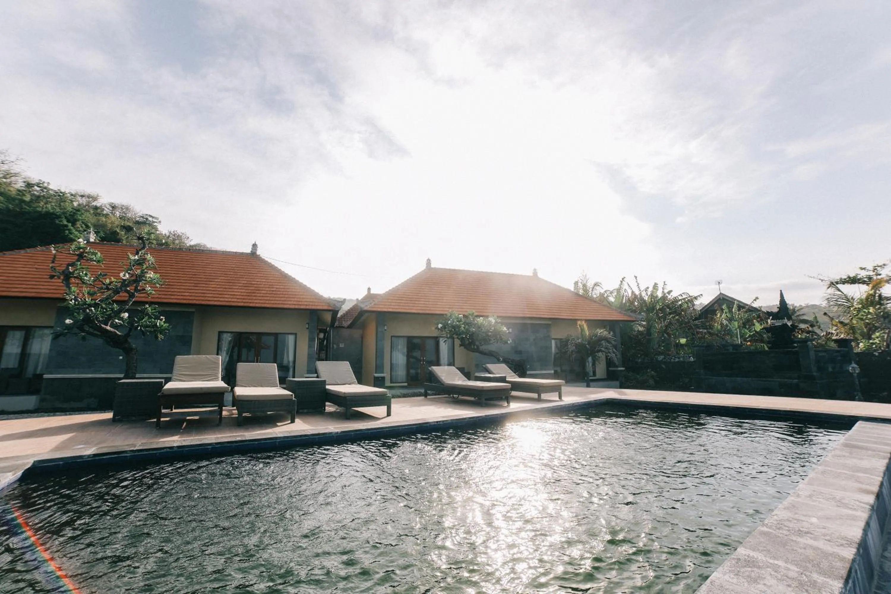 Day in Cave Beach Bungalow