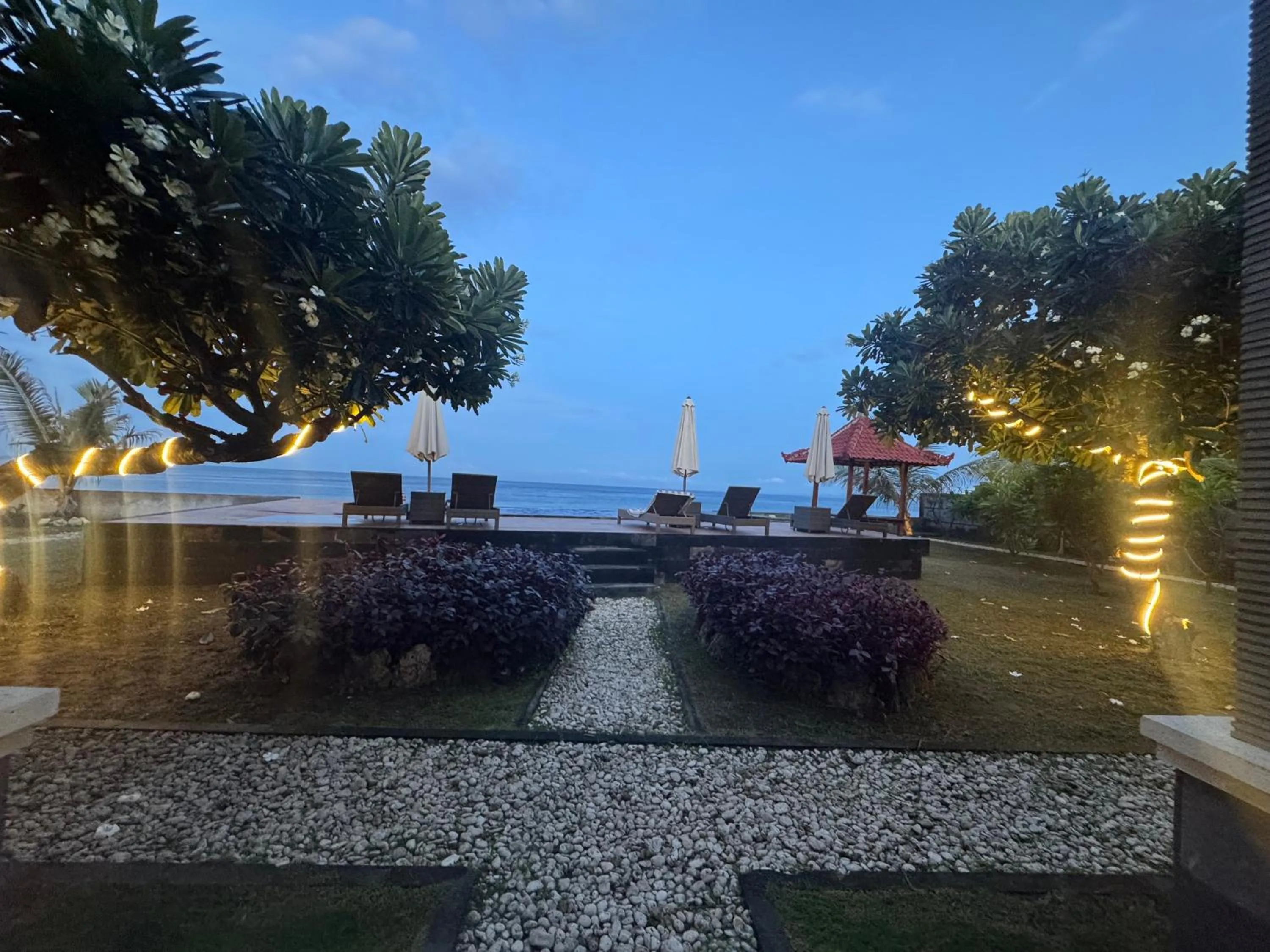 Property building in Cave Beach Bungalow