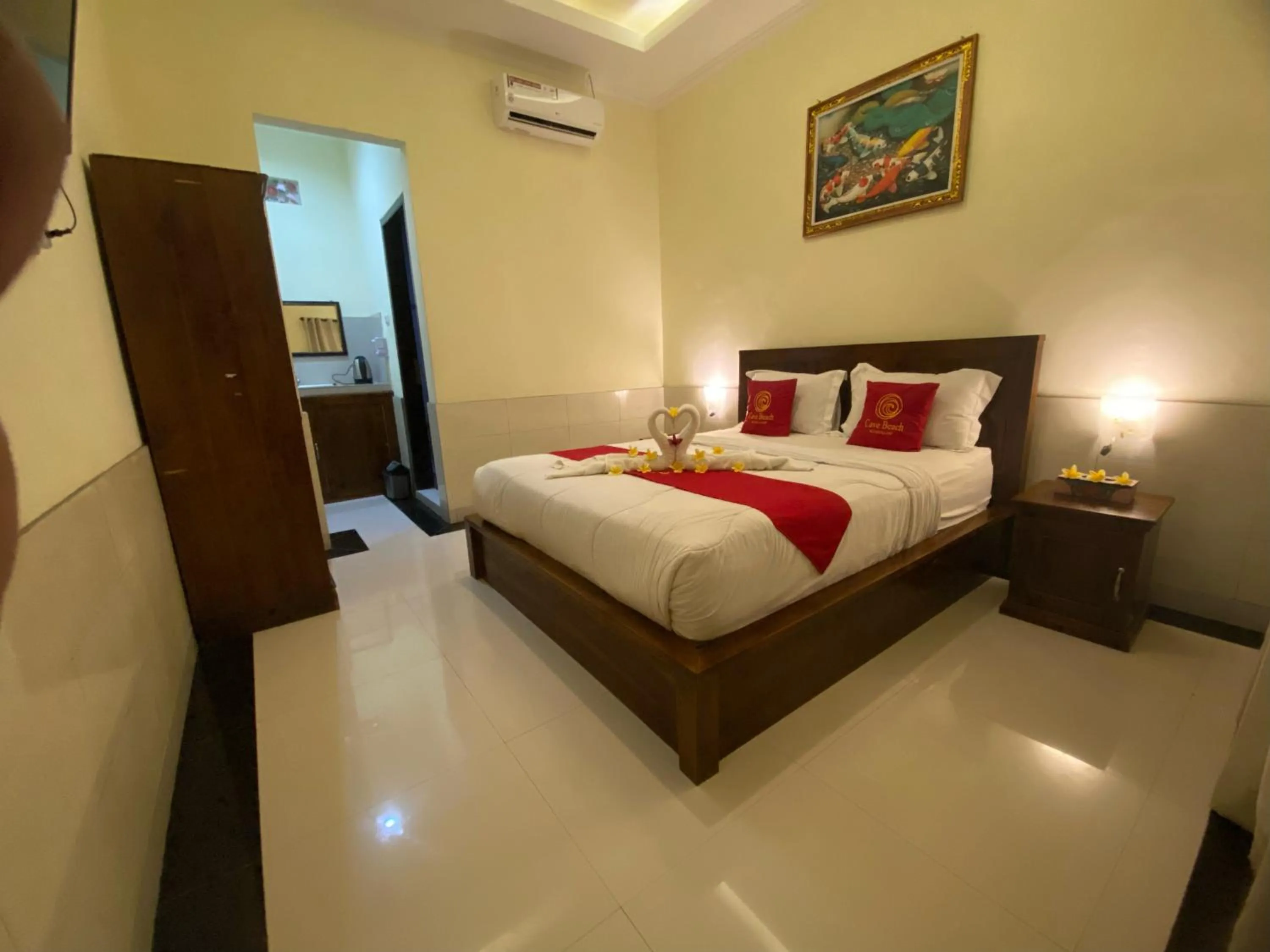 Property building, Bed in Cave Beach Bungalow