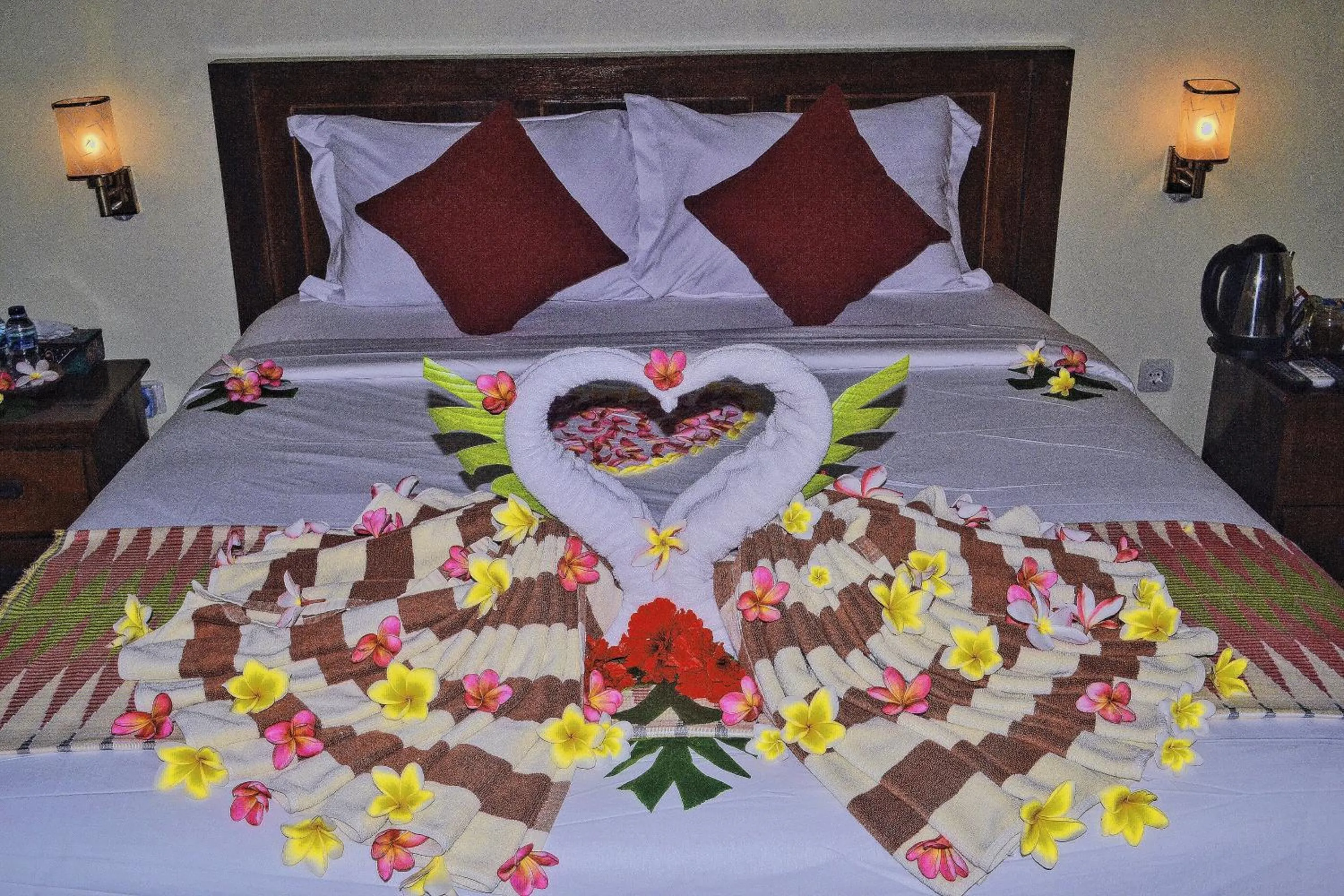 Bed in Cave Beach Bungalow