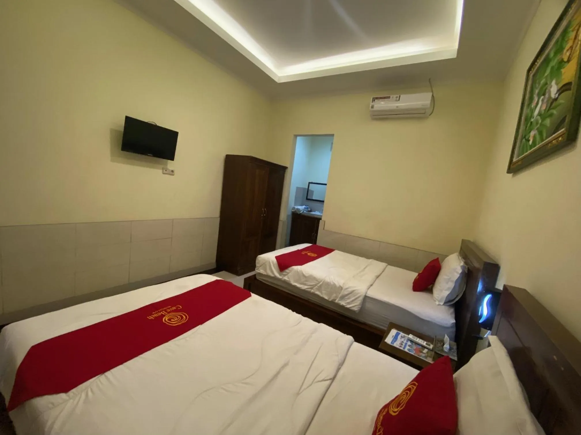 Bed in Cave Beach Bungalow