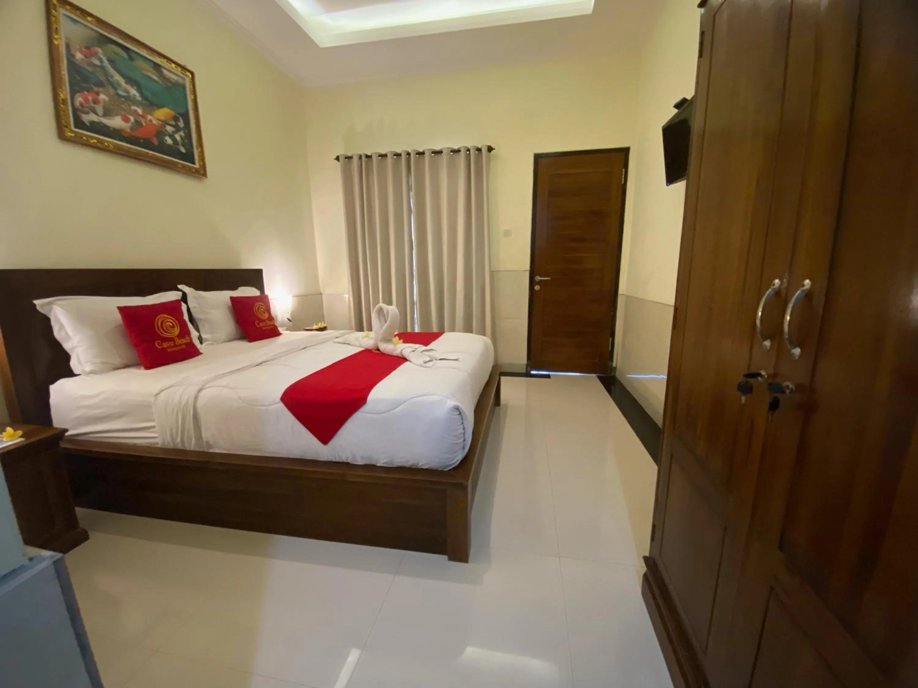 Bed in Cave Beach Bungalow