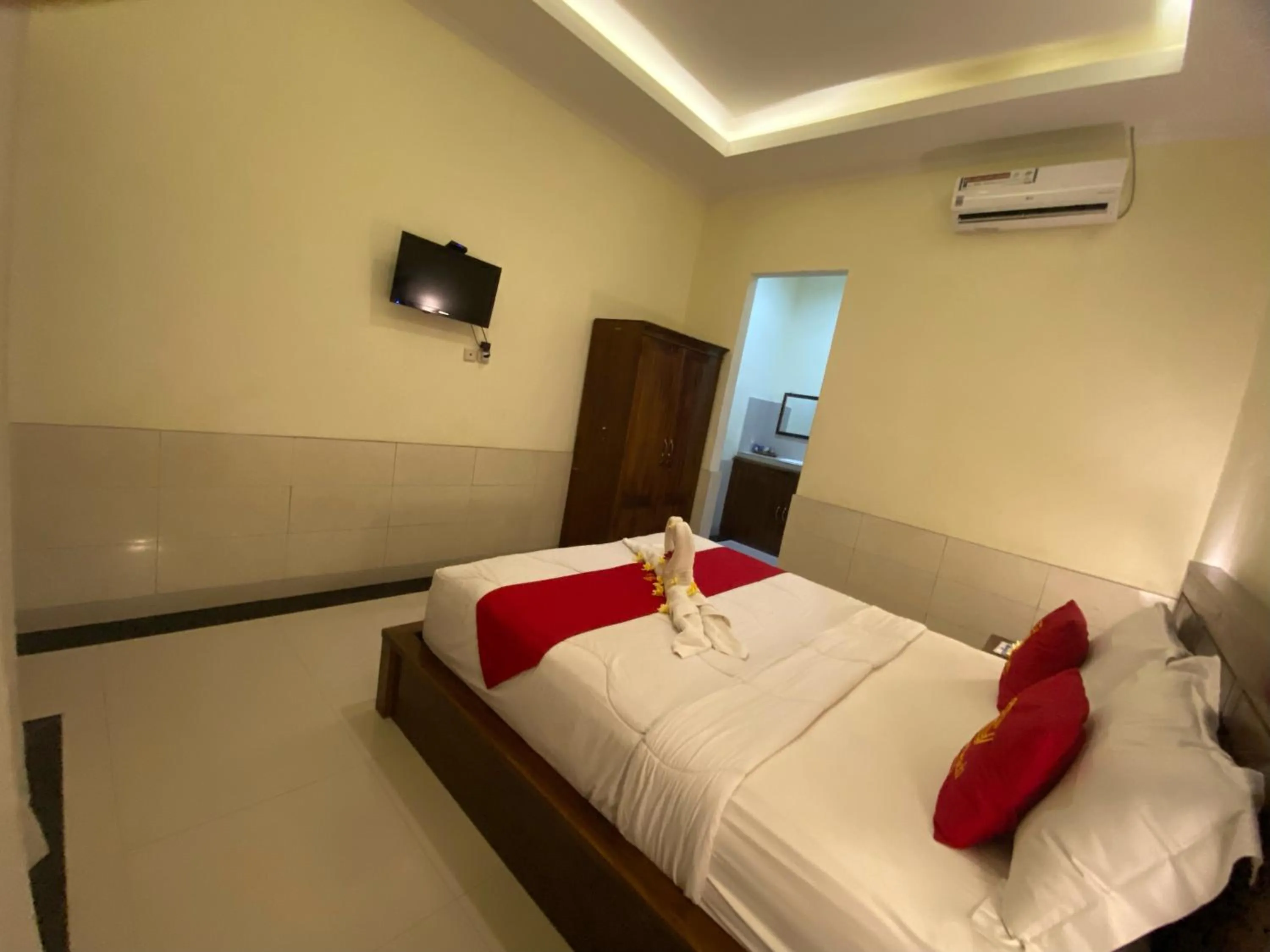 Bed in Cave Beach Bungalow