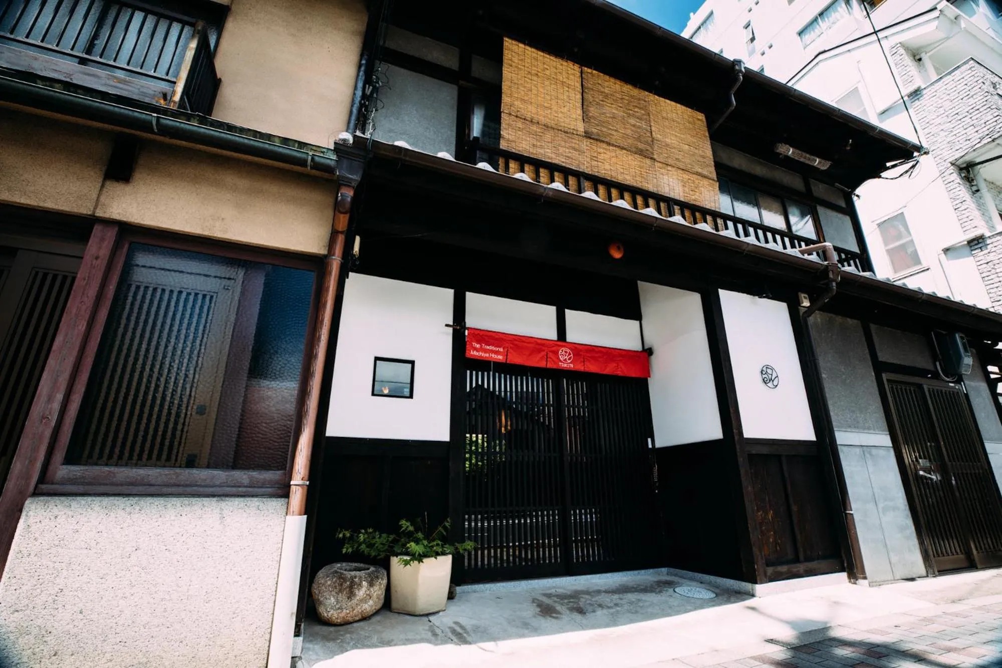 Property building in Tsukito