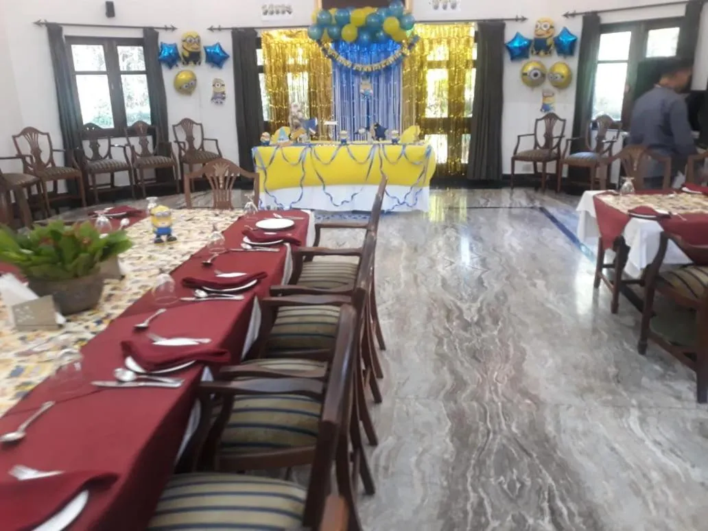 Restaurant/places to eat in WelcomHeritage Taragarh Palace