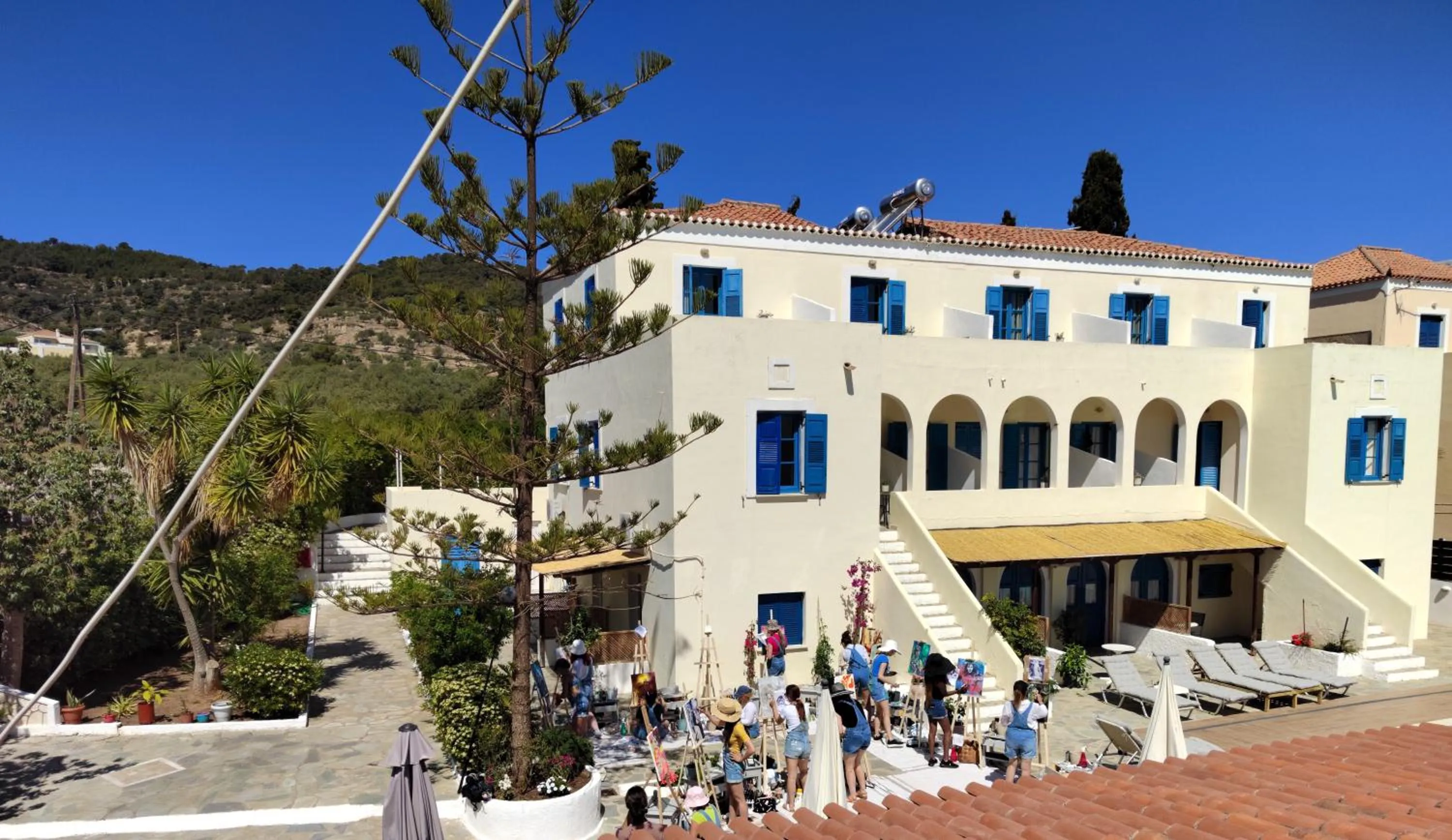 Lianos Hotel Apartments