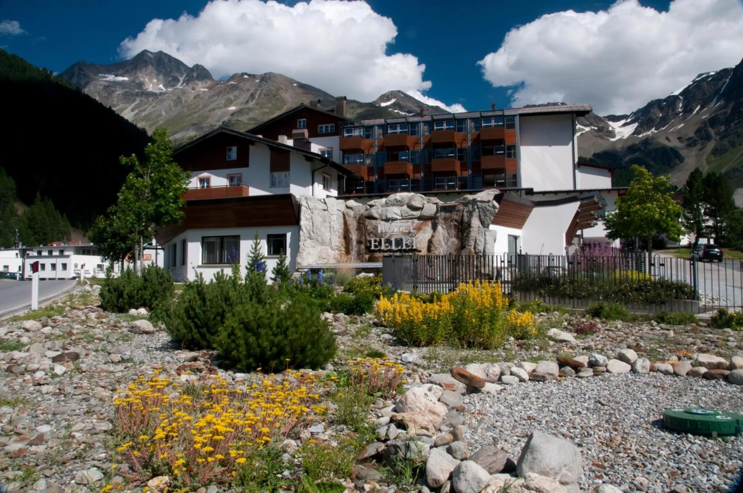 Property building in Hotel Eller