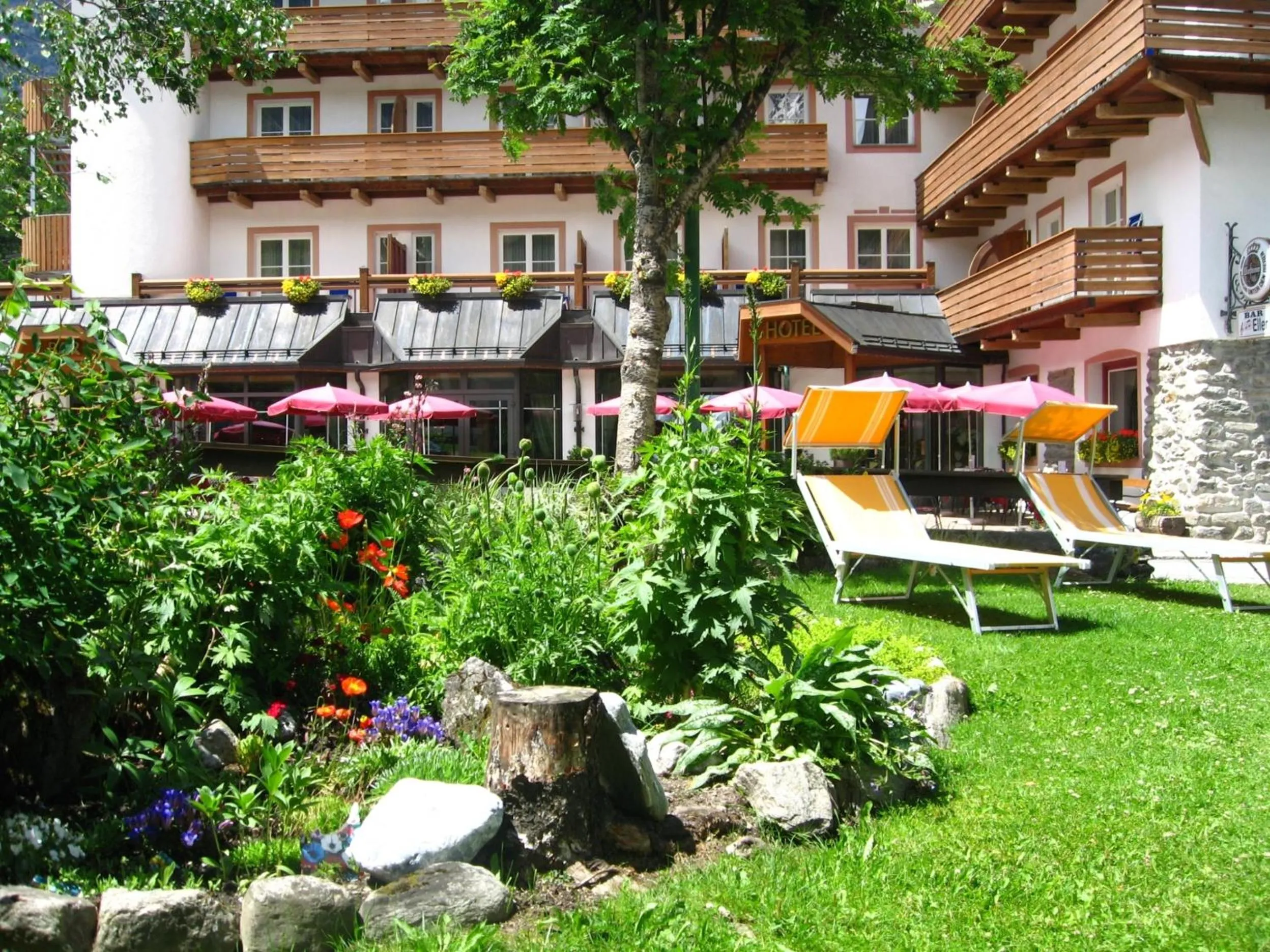 Property building in Hotel Eller