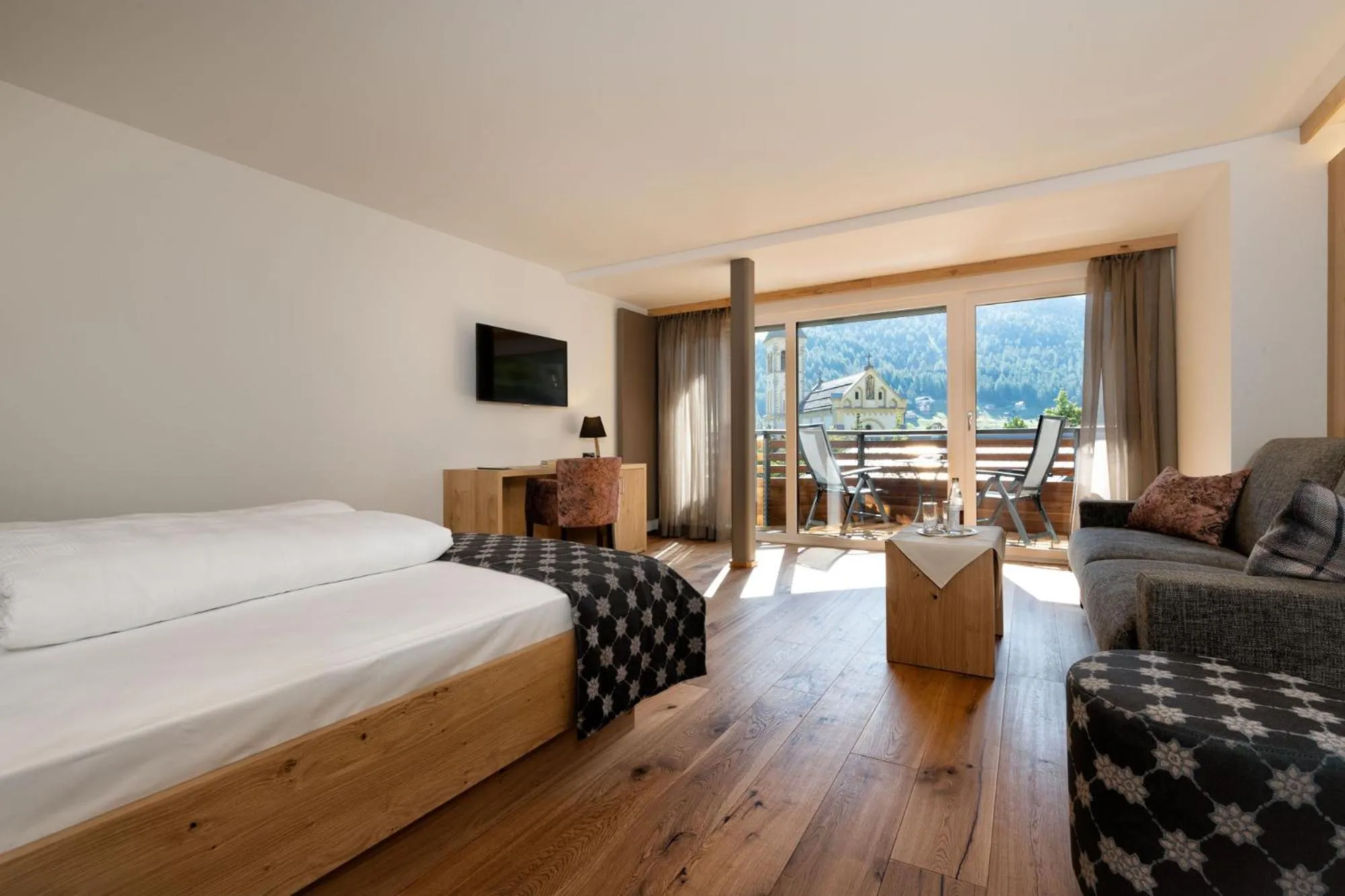 Bedroom, Bed in Hotel Eller