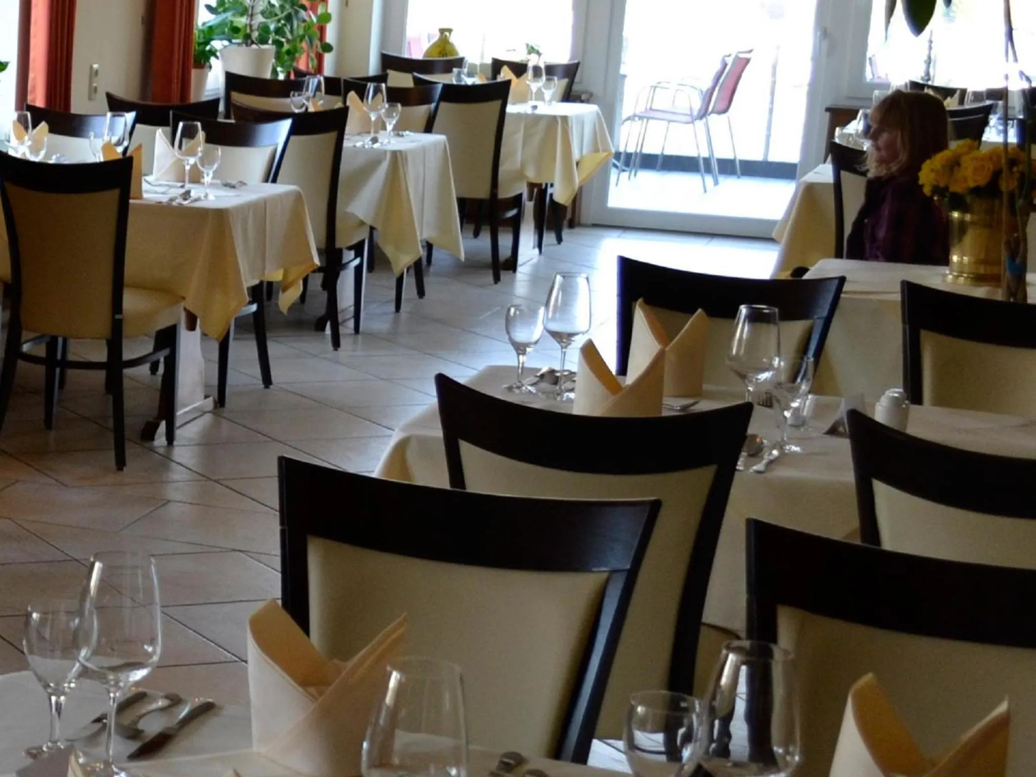 Restaurant/places to eat in Moselstern Parkhotel Krähennest