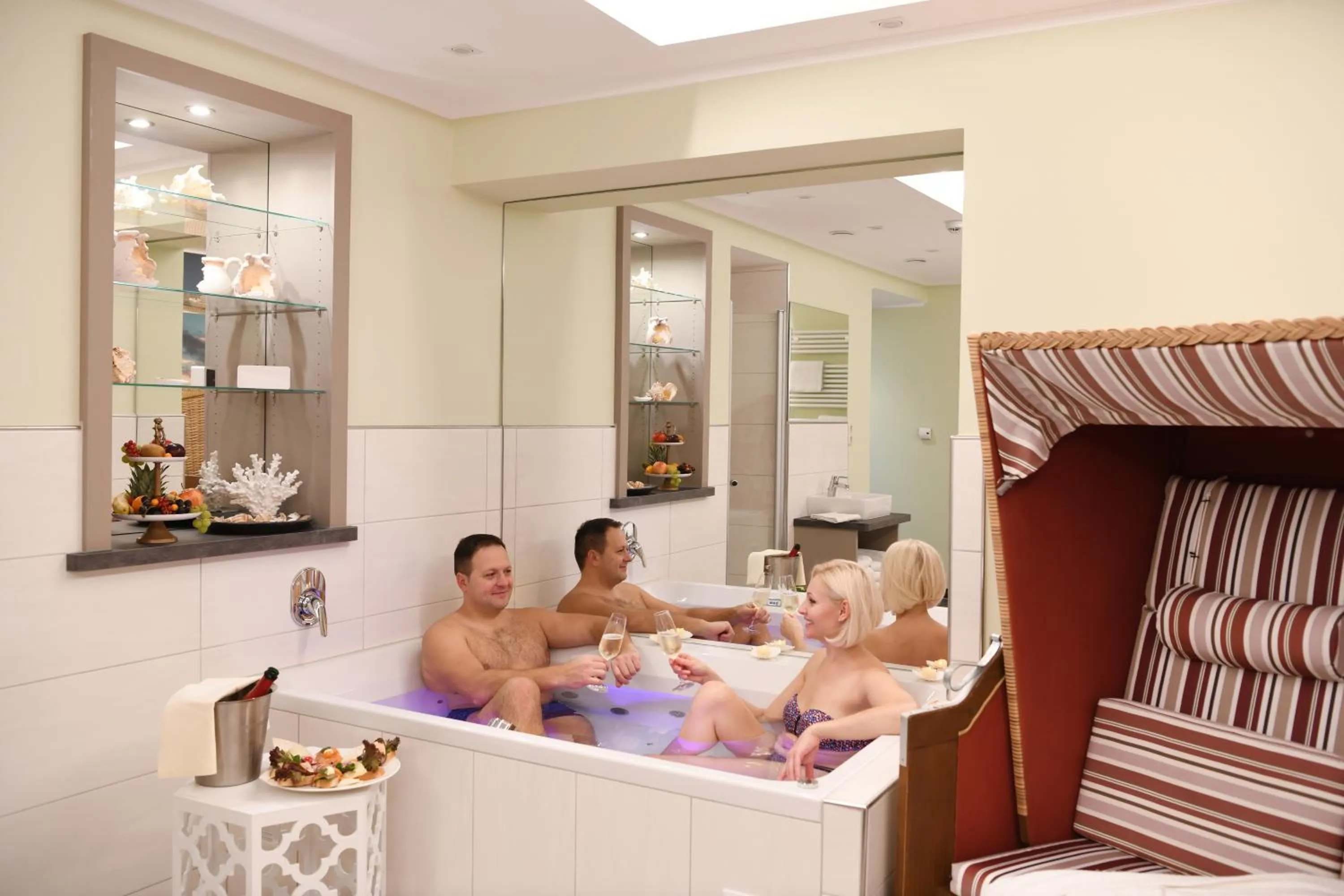 Spa and wellness centre/facilities in Moselstern Parkhotel Krähennest