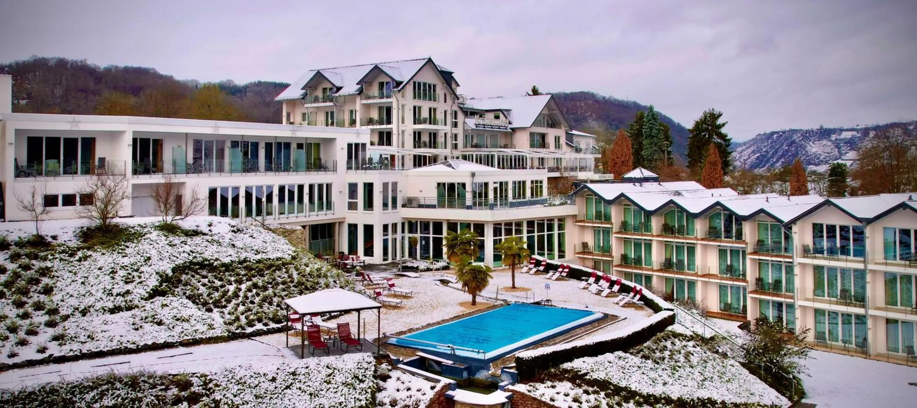 Property building in Moselstern Parkhotel Krähennest