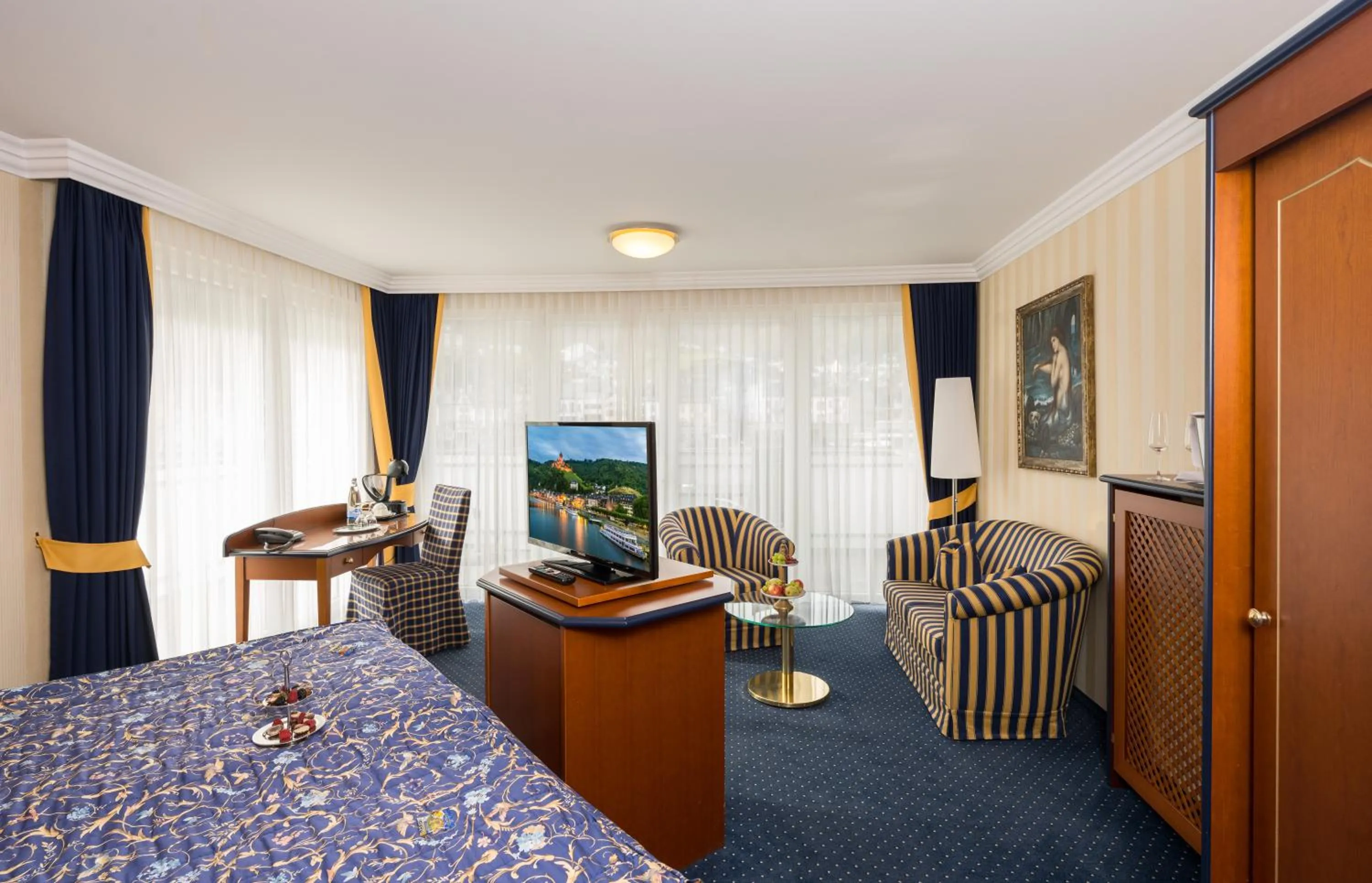 Photo of the whole room, Bed in Moselstern Hotel Brixiade &Triton