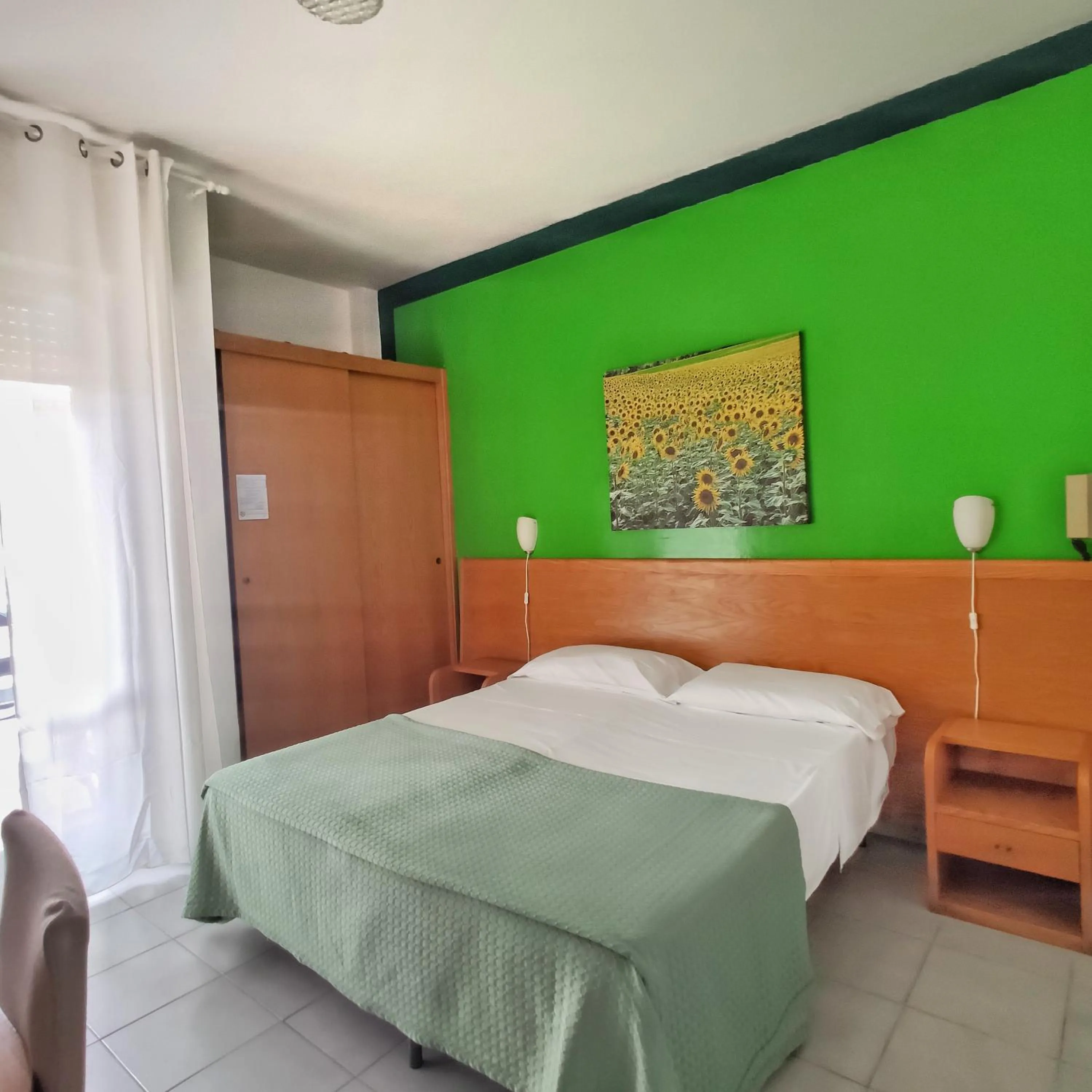 Bed in Piccolo Hotel