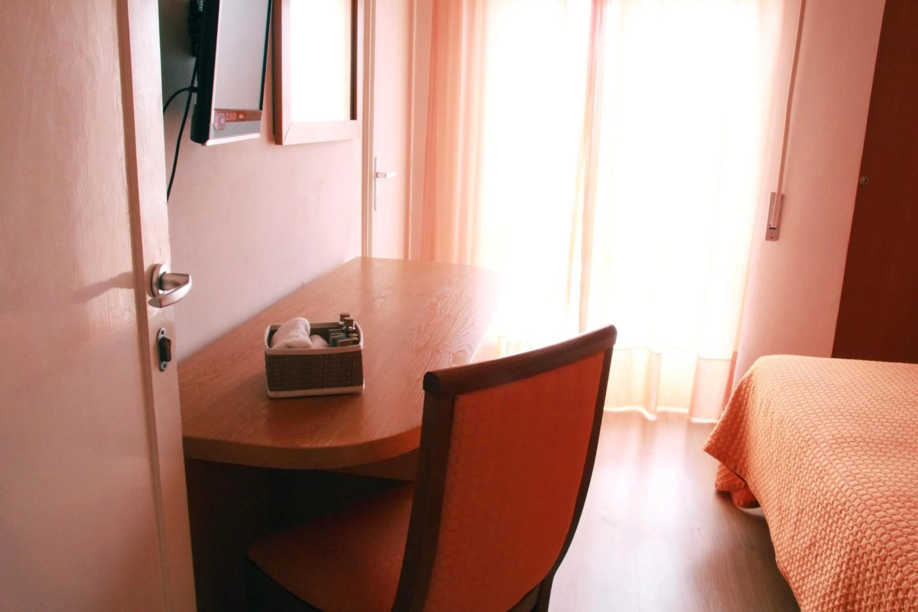 Photo of the whole room in Piccolo Hotel