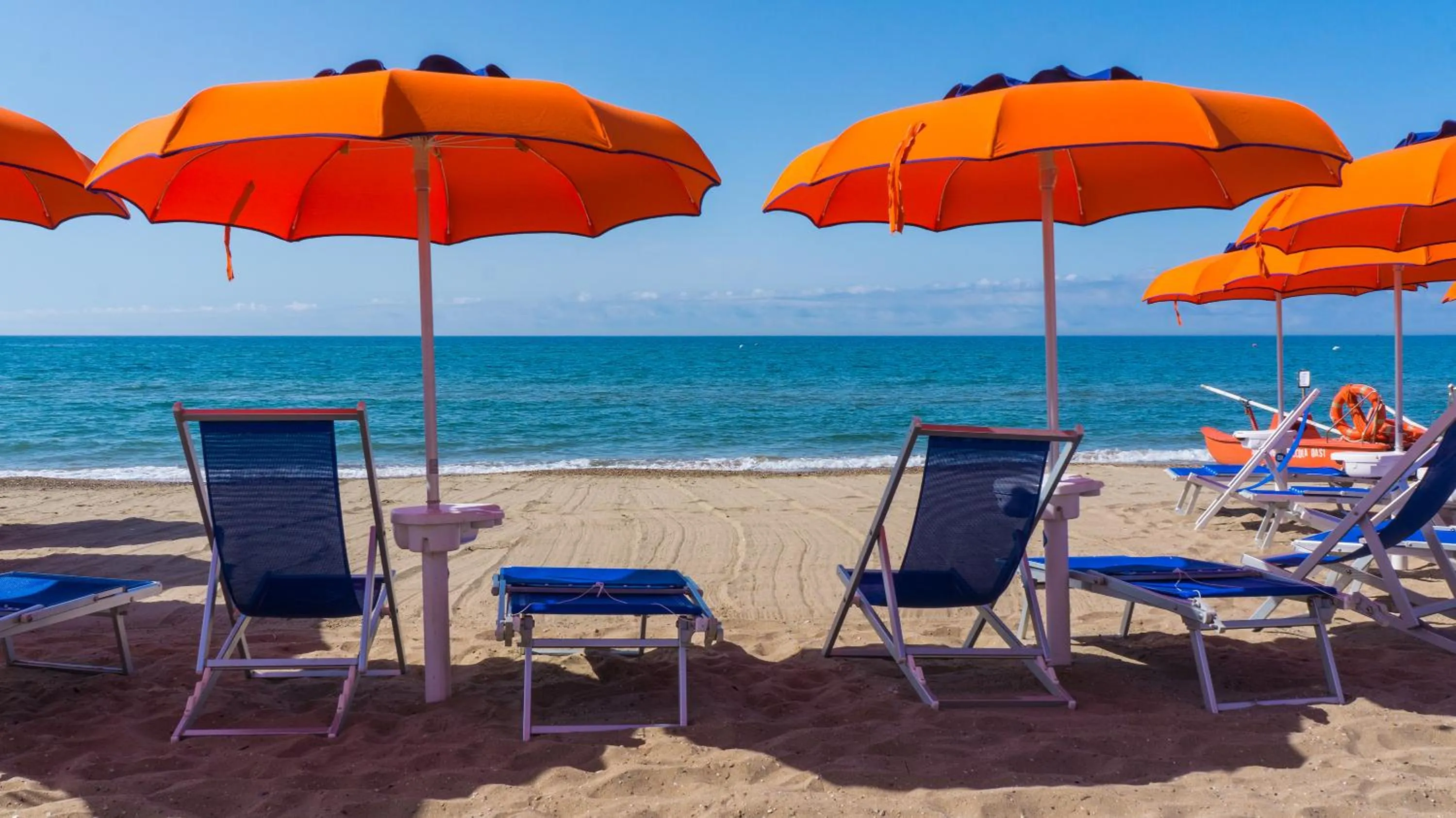 Beach in Piccolo Hotel