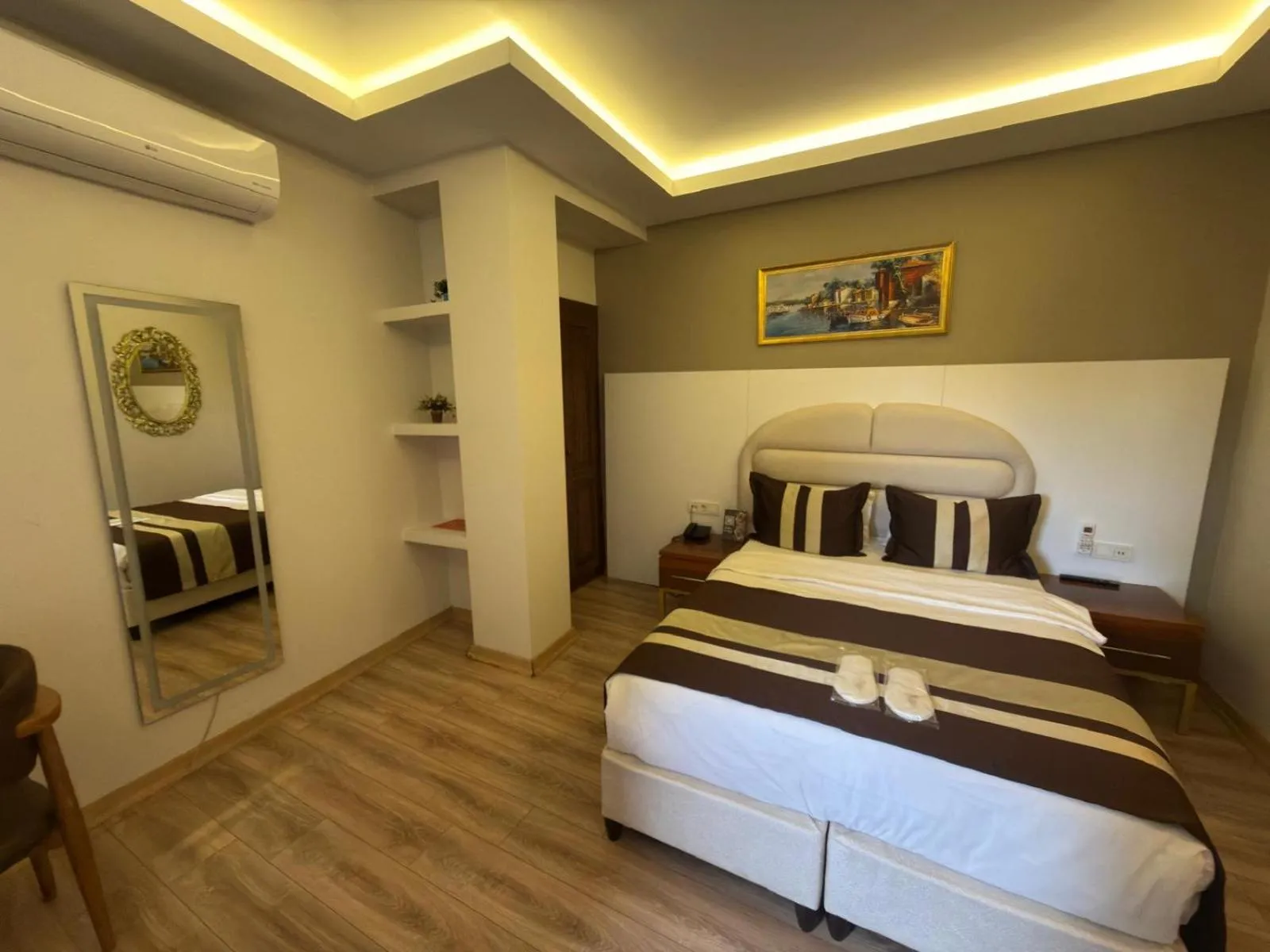 Bed in Peradise Hotel