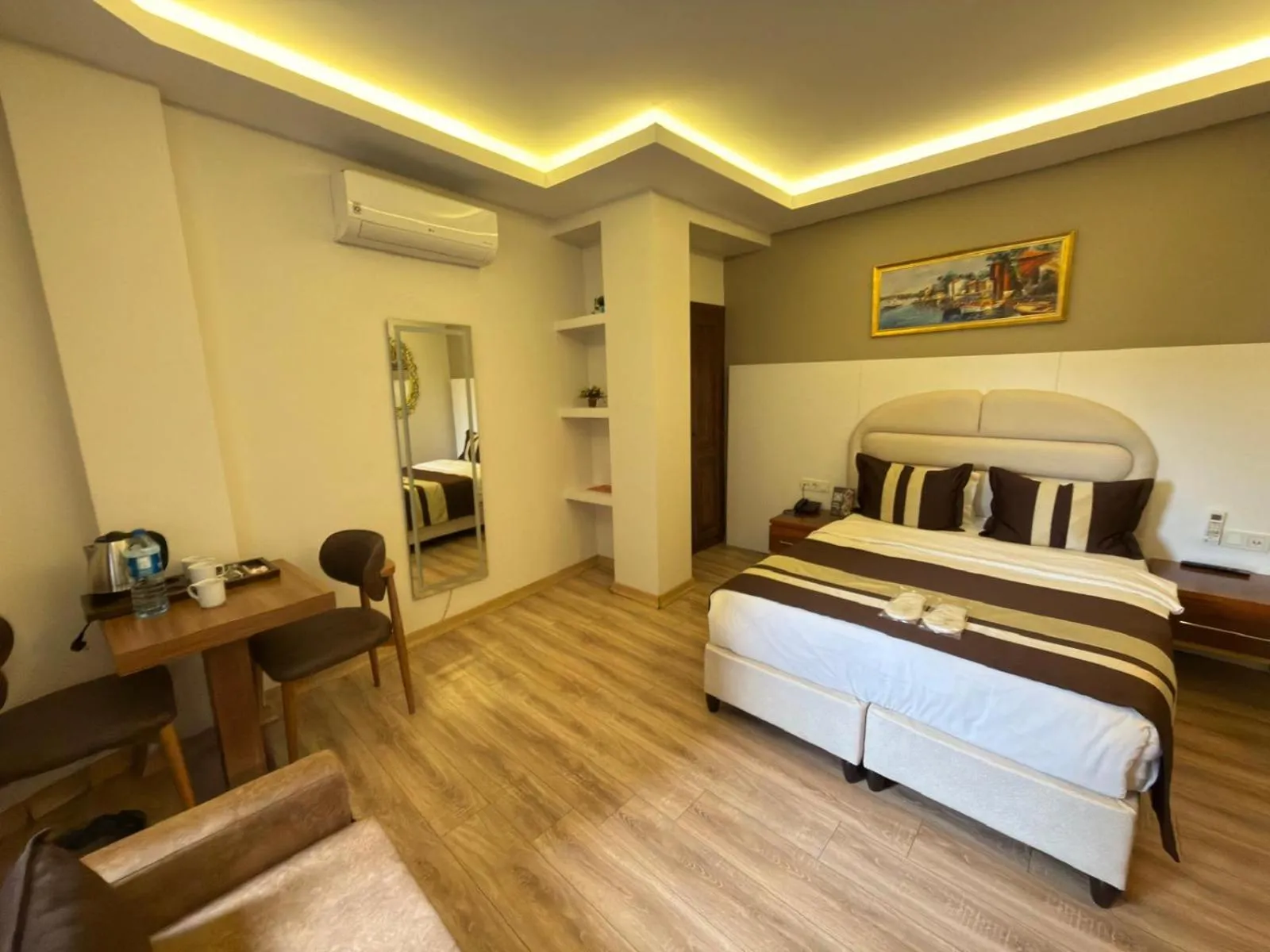 Bed in Peradise Hotel