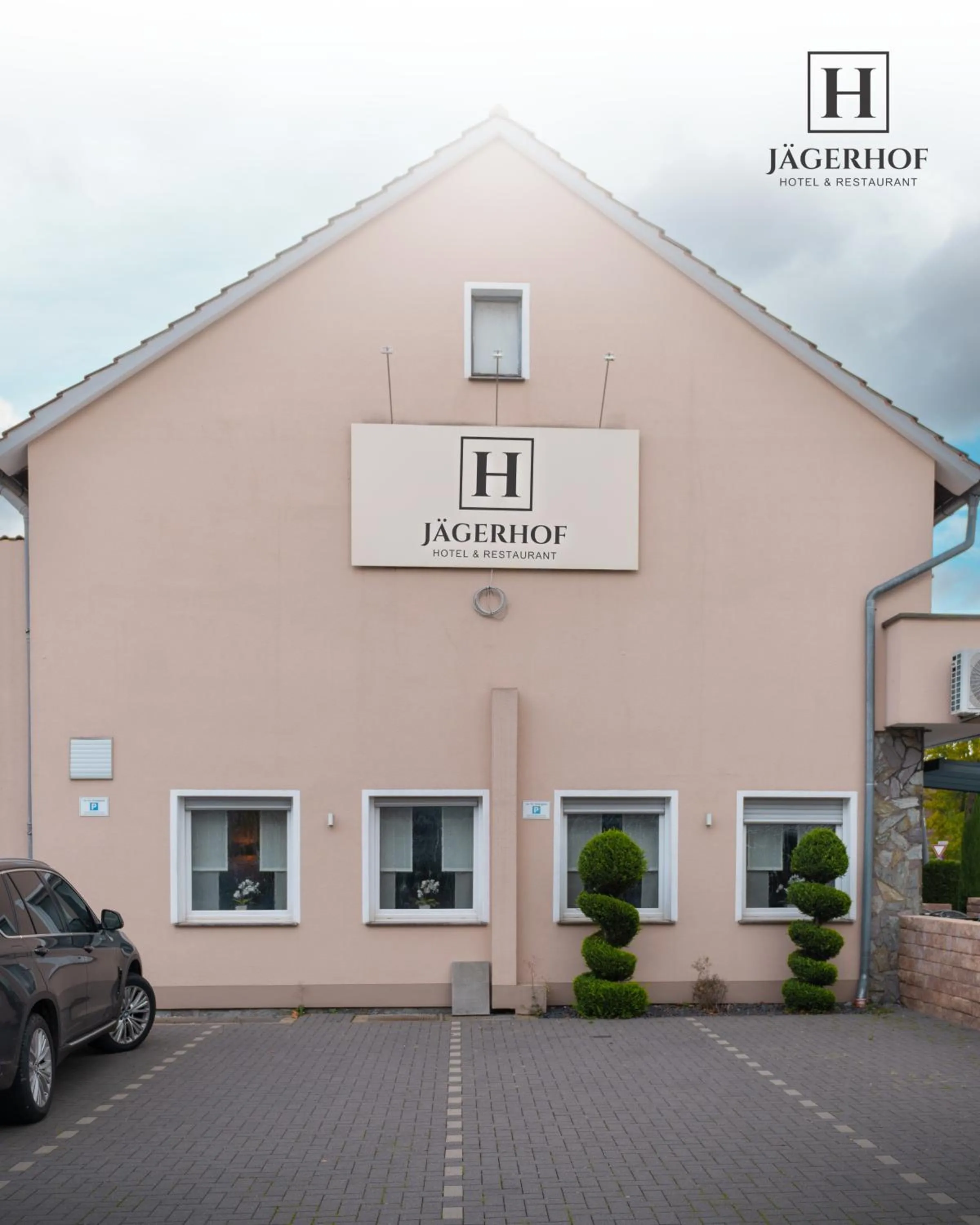 Property building in Hotel Restaurant Jaegerhof
