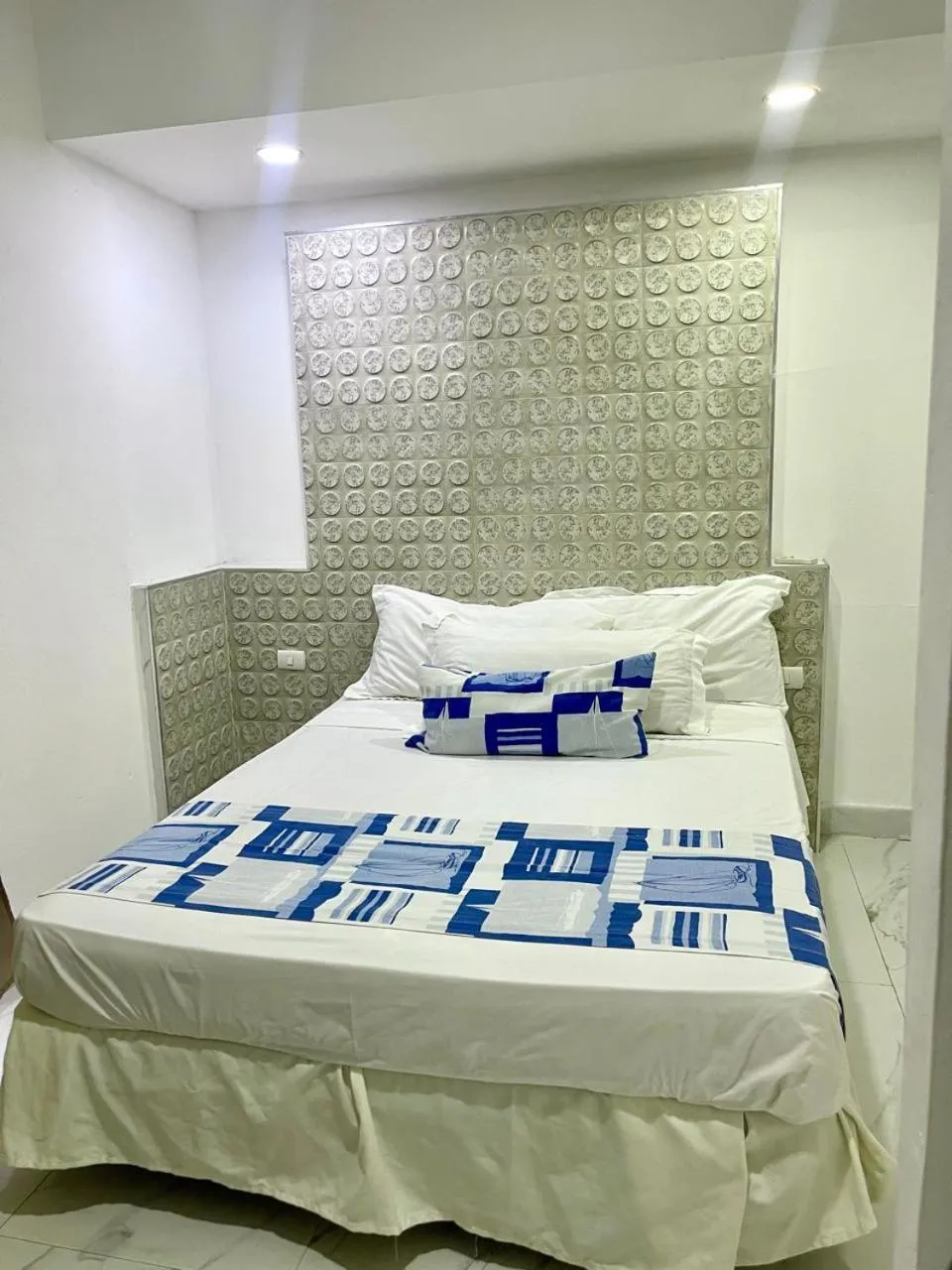 Bed in Hotel Neptuno Refugio