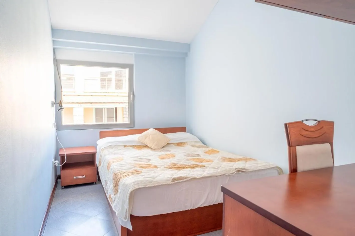 Bedroom, Bed in Hotel R