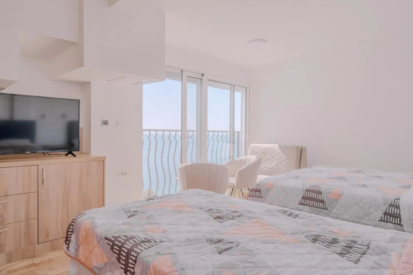 Bedroom, Bed in Hotel R