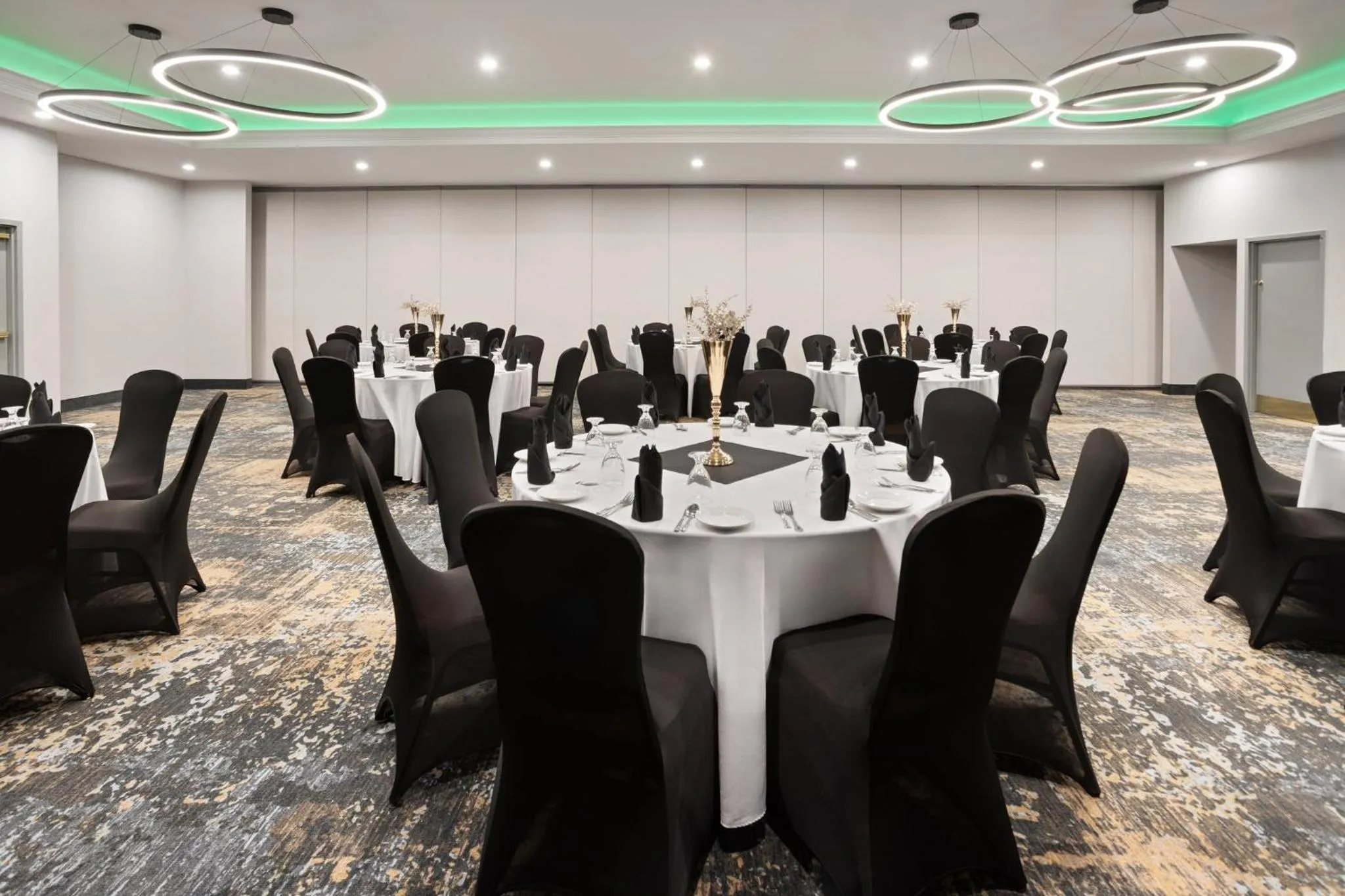 Banquet/Function facilities in Holiday Inn Roanoke - Tanglewood Route 419 & I 581 by IHG
