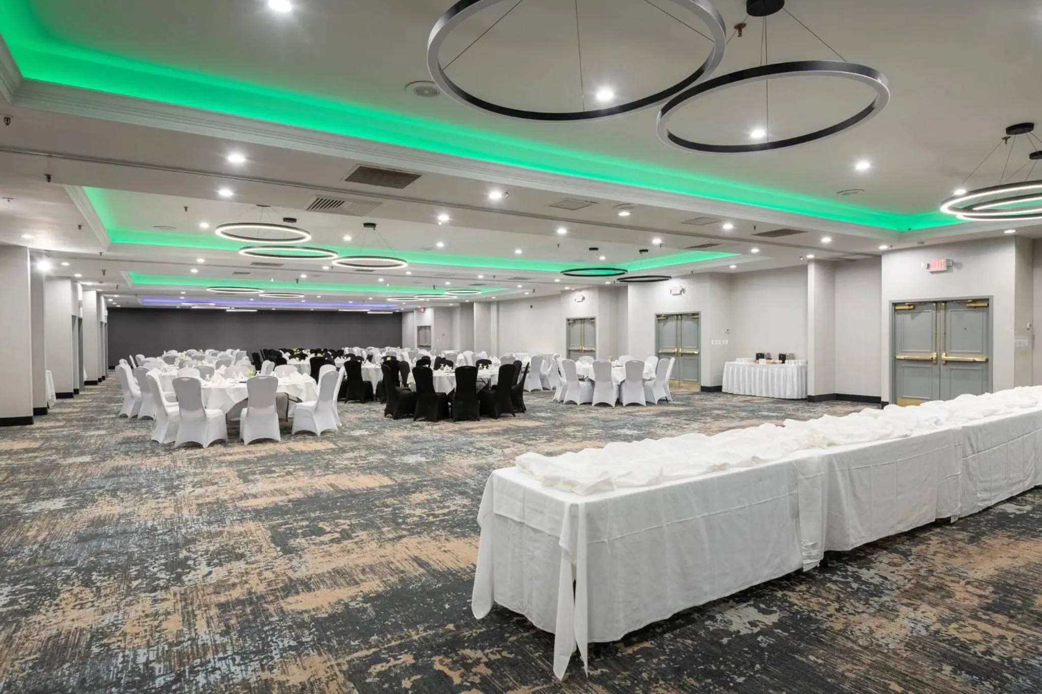 Meeting/conference room in Holiday Inn Roanoke - Tanglewood Route 419 & I 581 by IHG