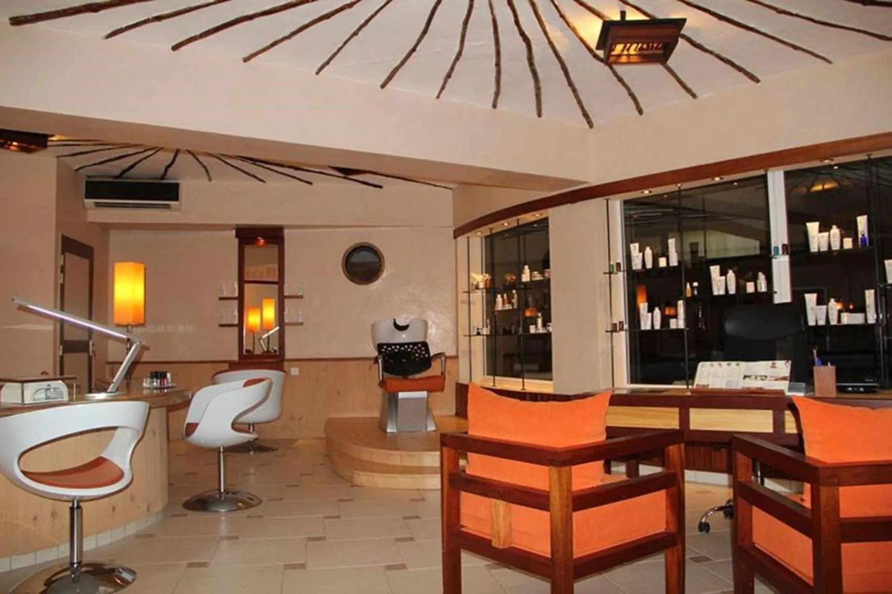 Living room in Movenpick Resort Lamantin Saly