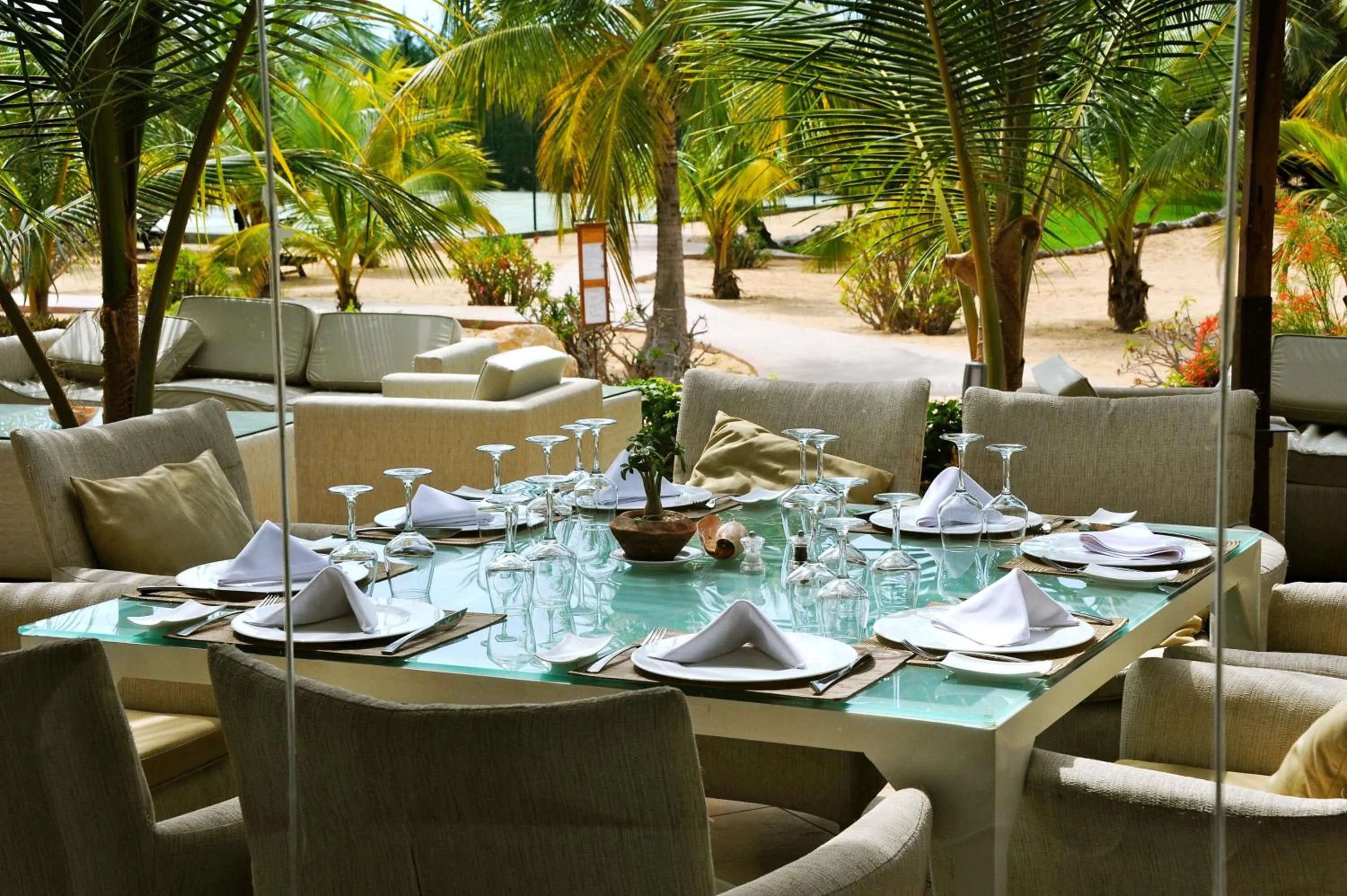 Restaurant/places to eat in Movenpick Resort Lamantin Saly