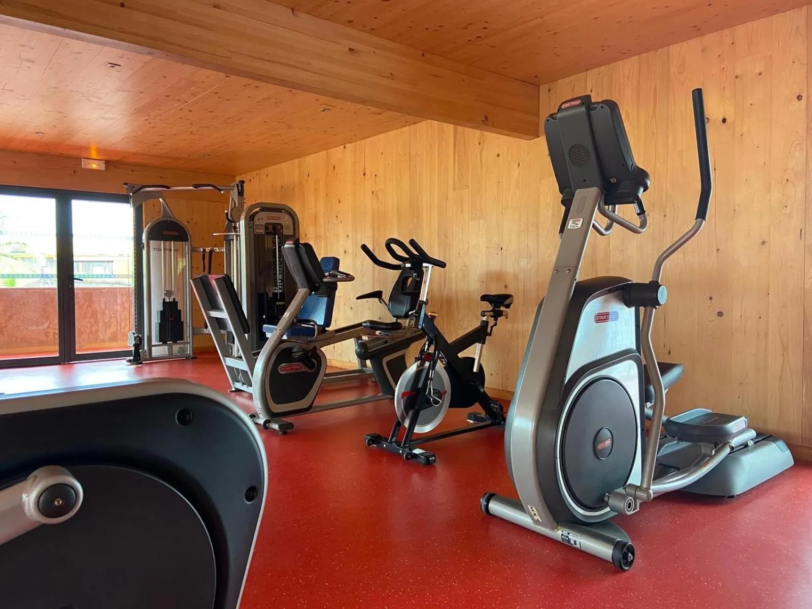 Fitness centre/facilities in Movenpick Resort Lamantin Saly