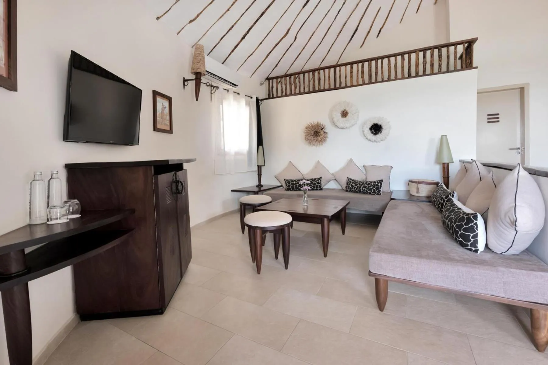 Seating area in Movenpick Resort Lamantin Saly