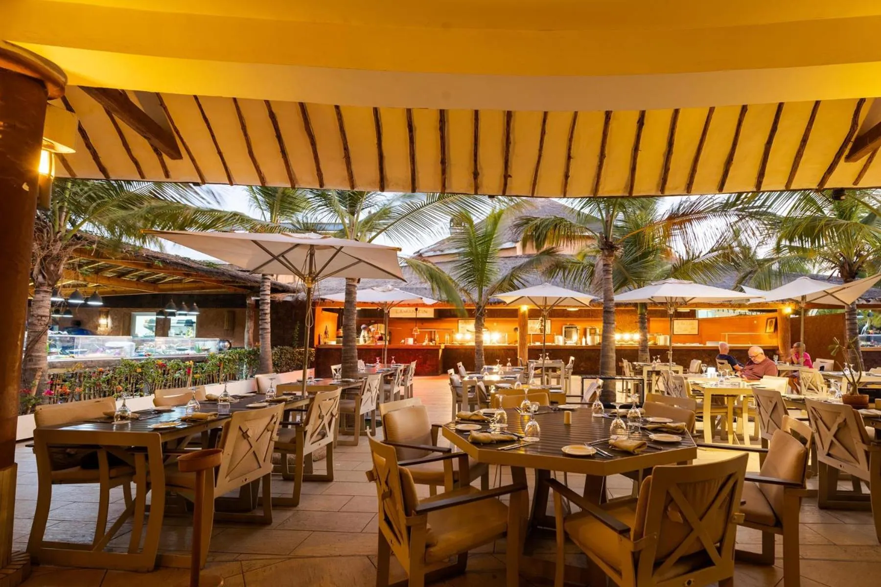 Restaurant/places to eat in Movenpick Resort Lamantin Saly