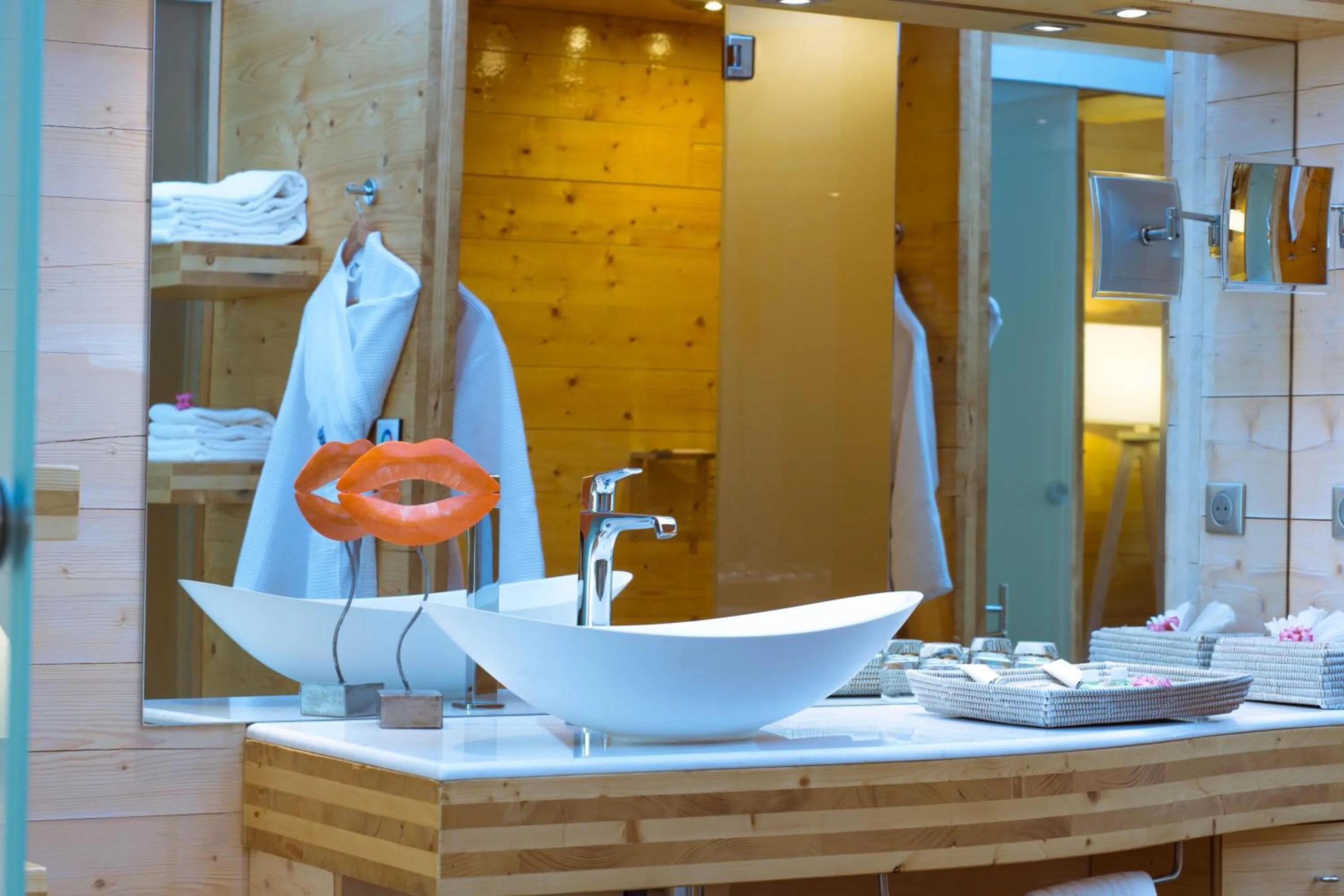 Bathroom in Movenpick Resort Lamantin Saly