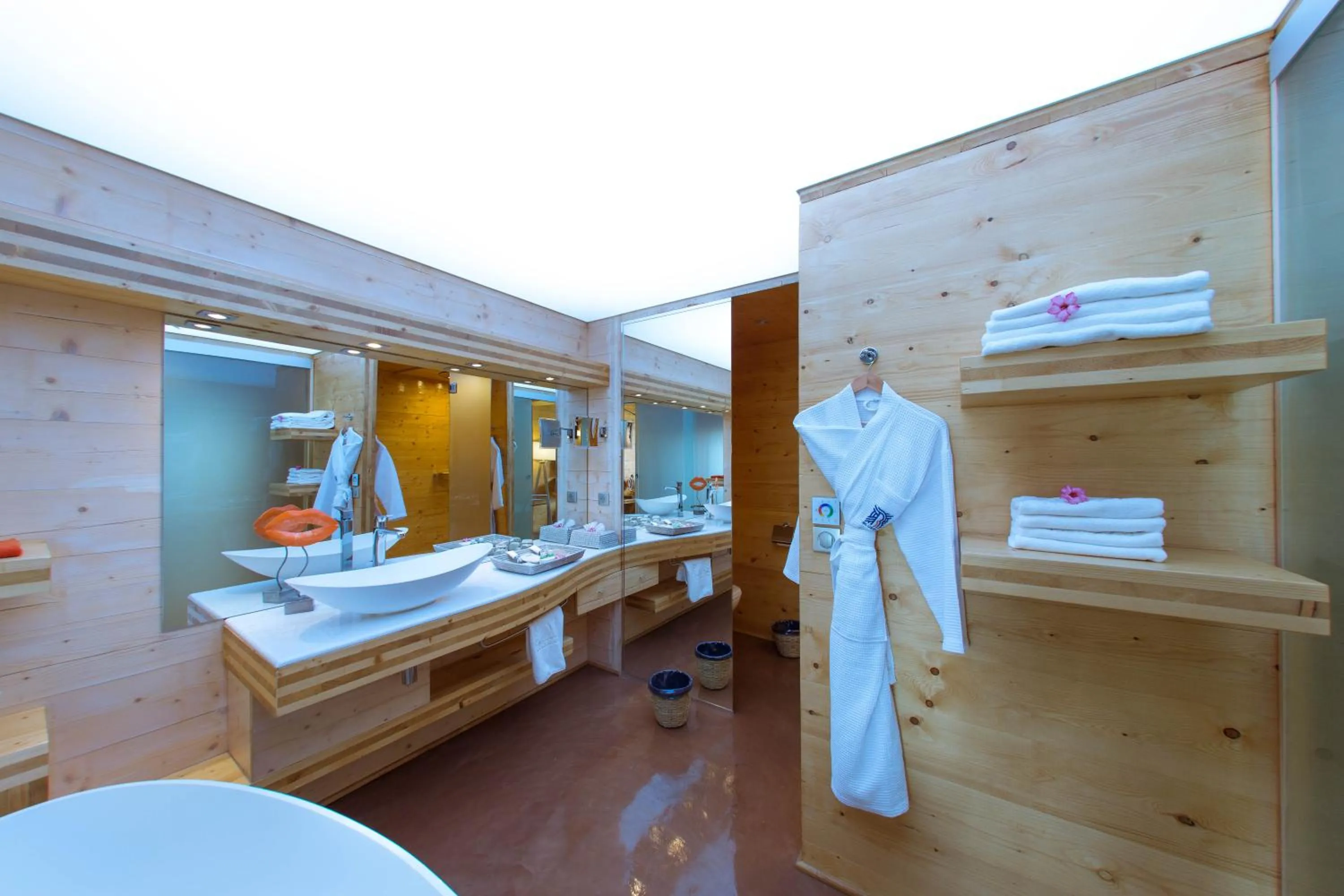 Bathroom in Movenpick Resort Lamantin Saly