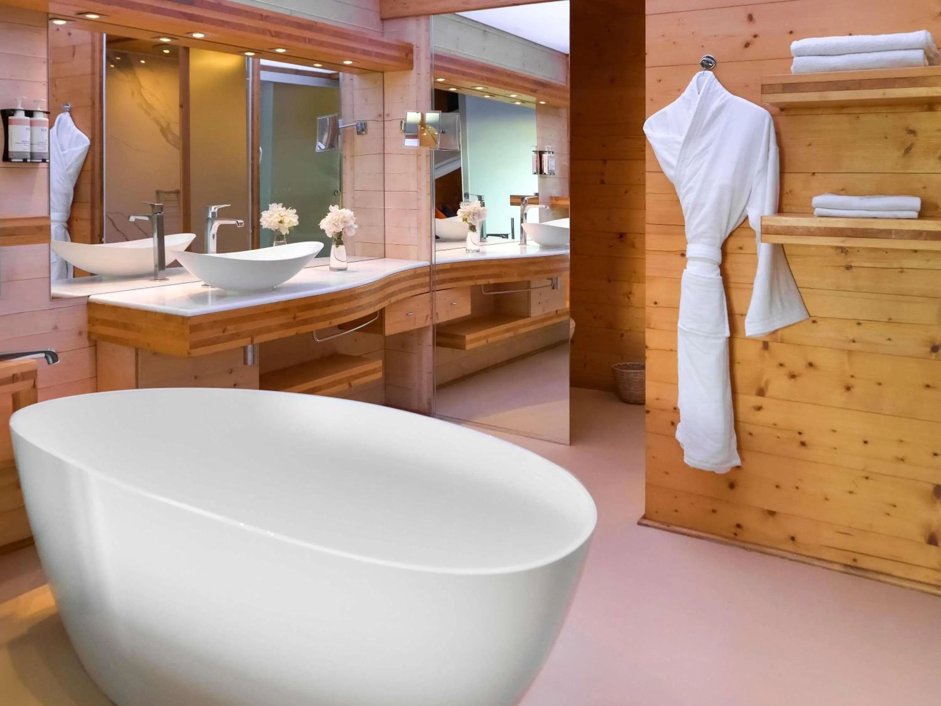 Photo of the whole room in Movenpick Resort Lamantin Saly