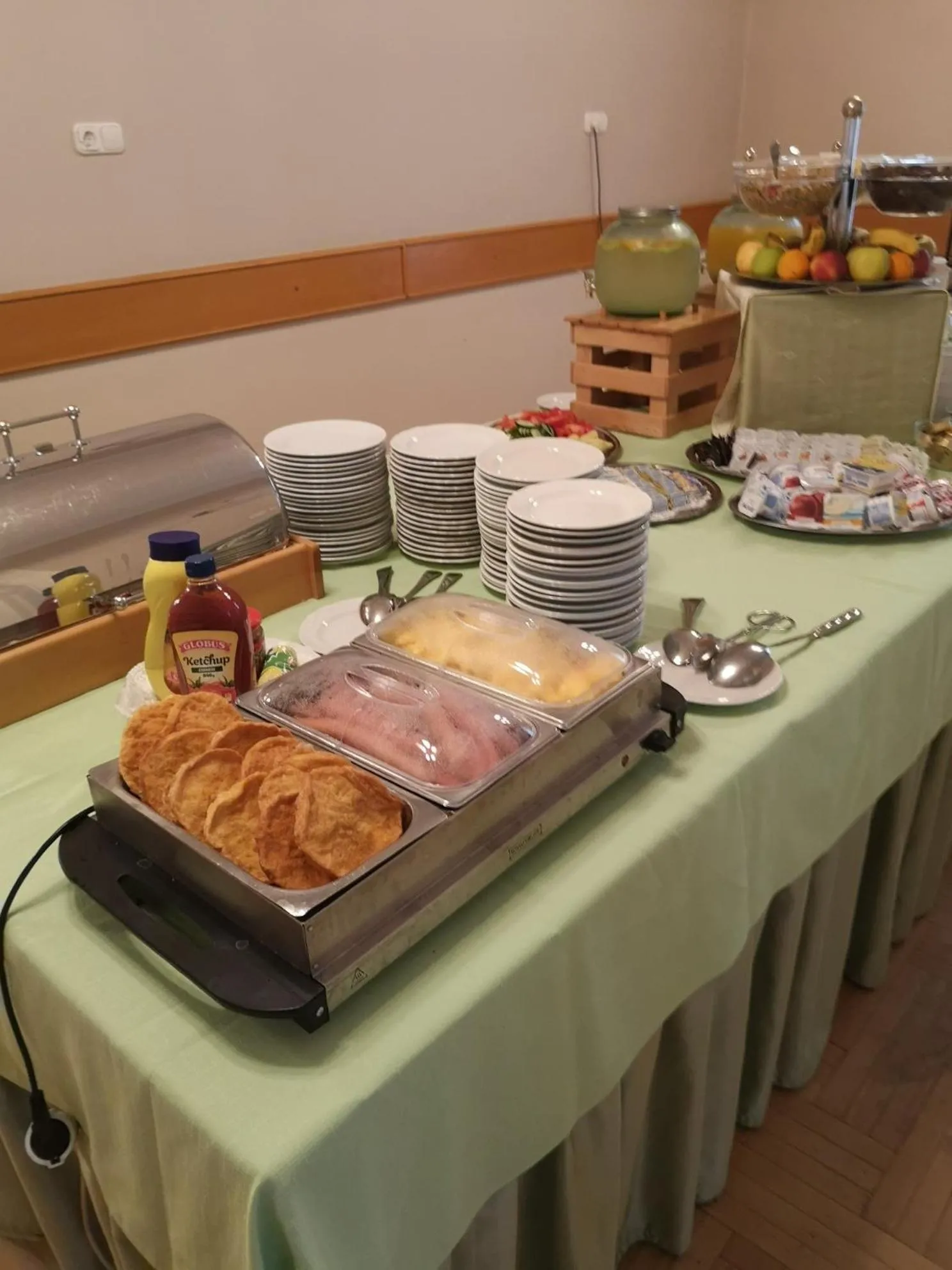 Breakfast in Hotel Blaha Lujza